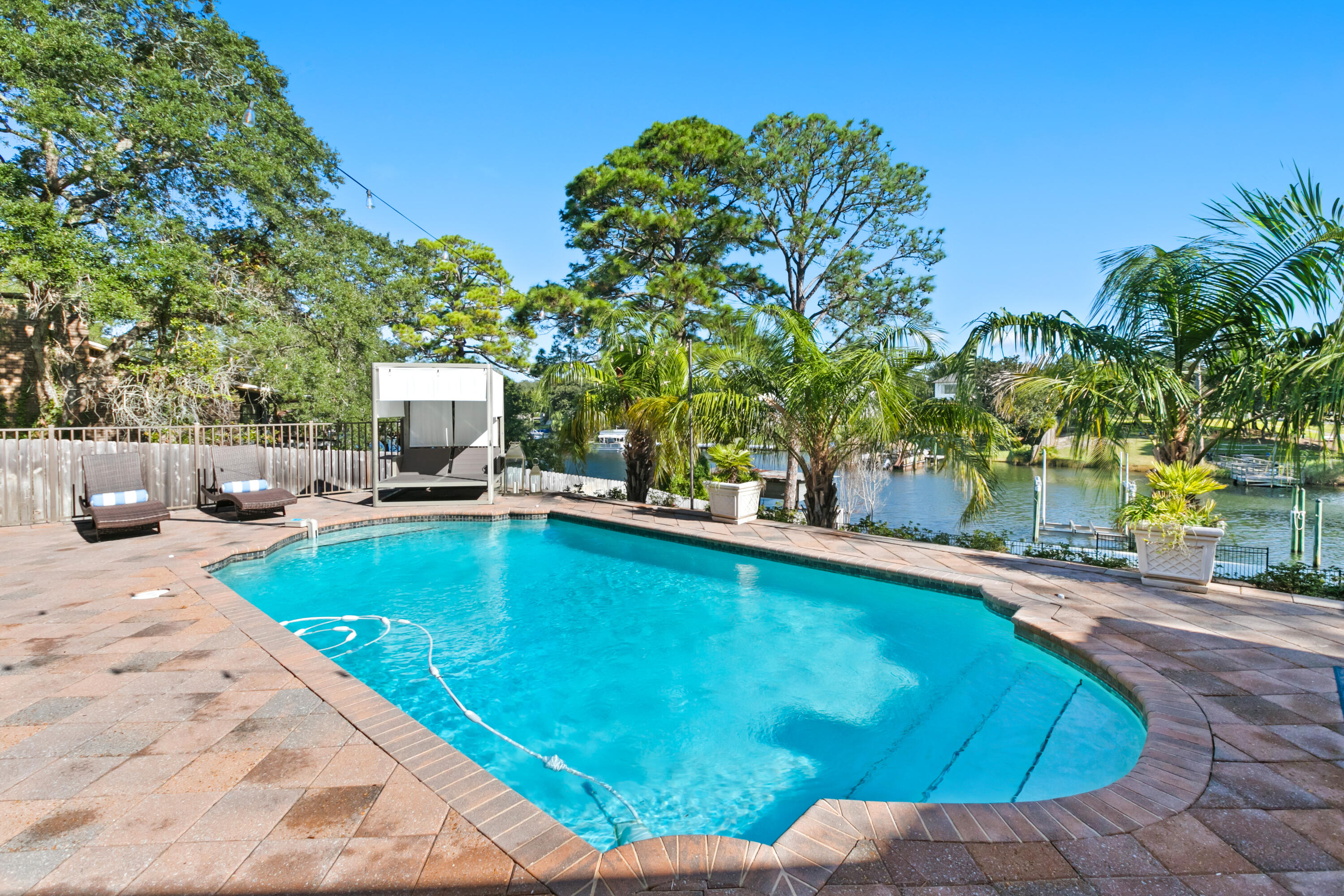 JOES BAYOU 1ST ADDN - Residential