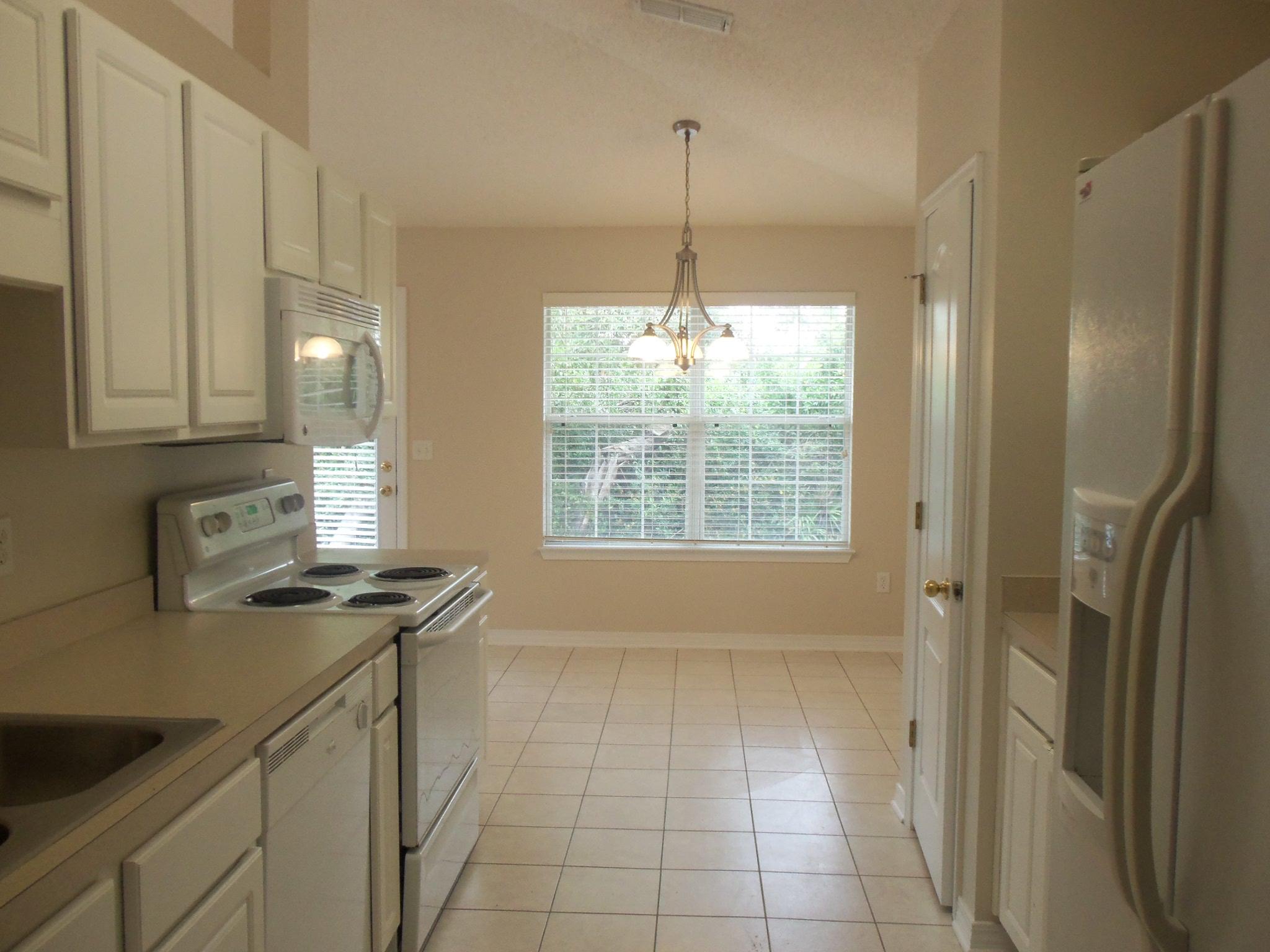 PARADISE RETREAT - Residential