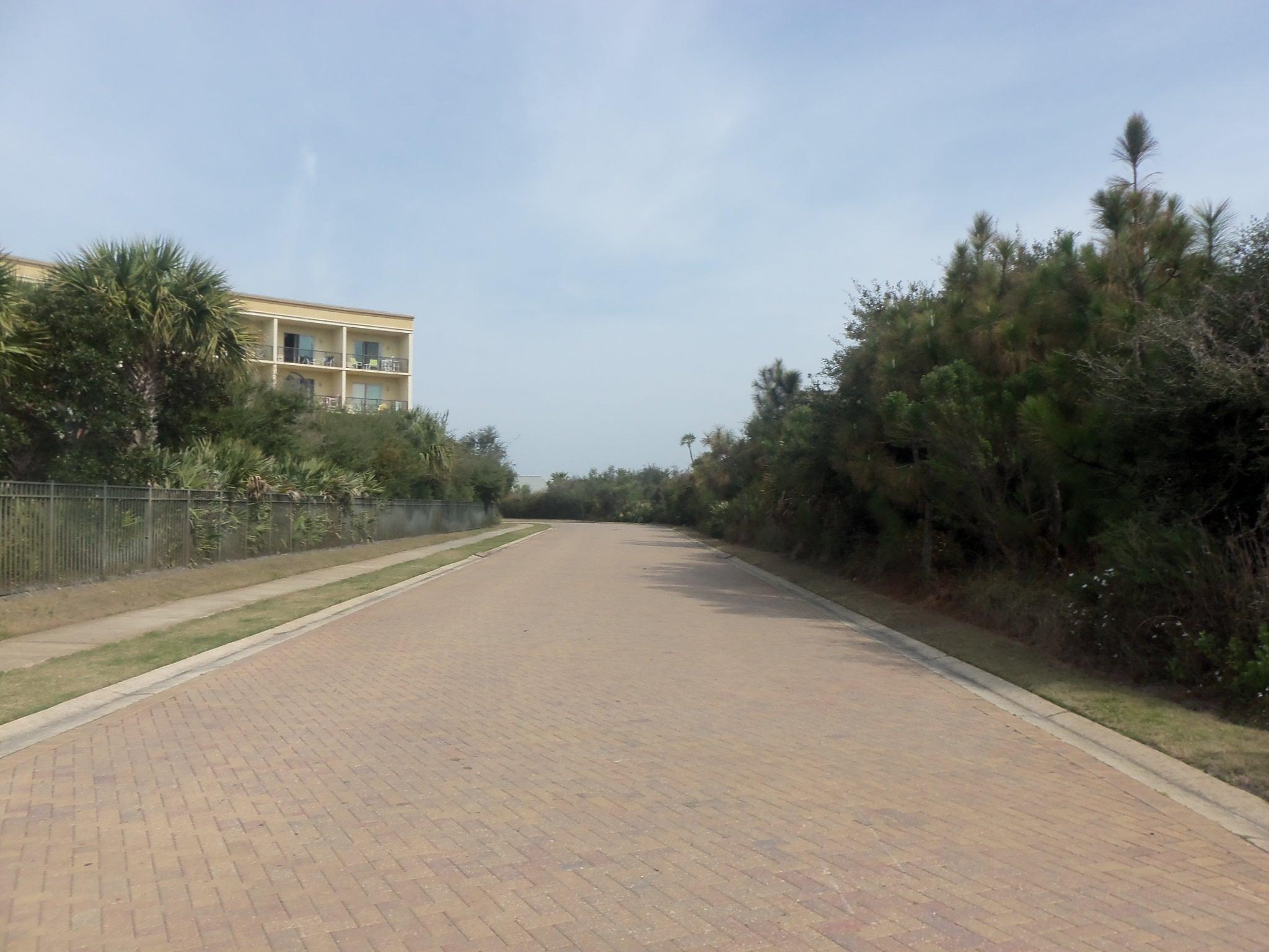 PARADISE RETREAT - Residential