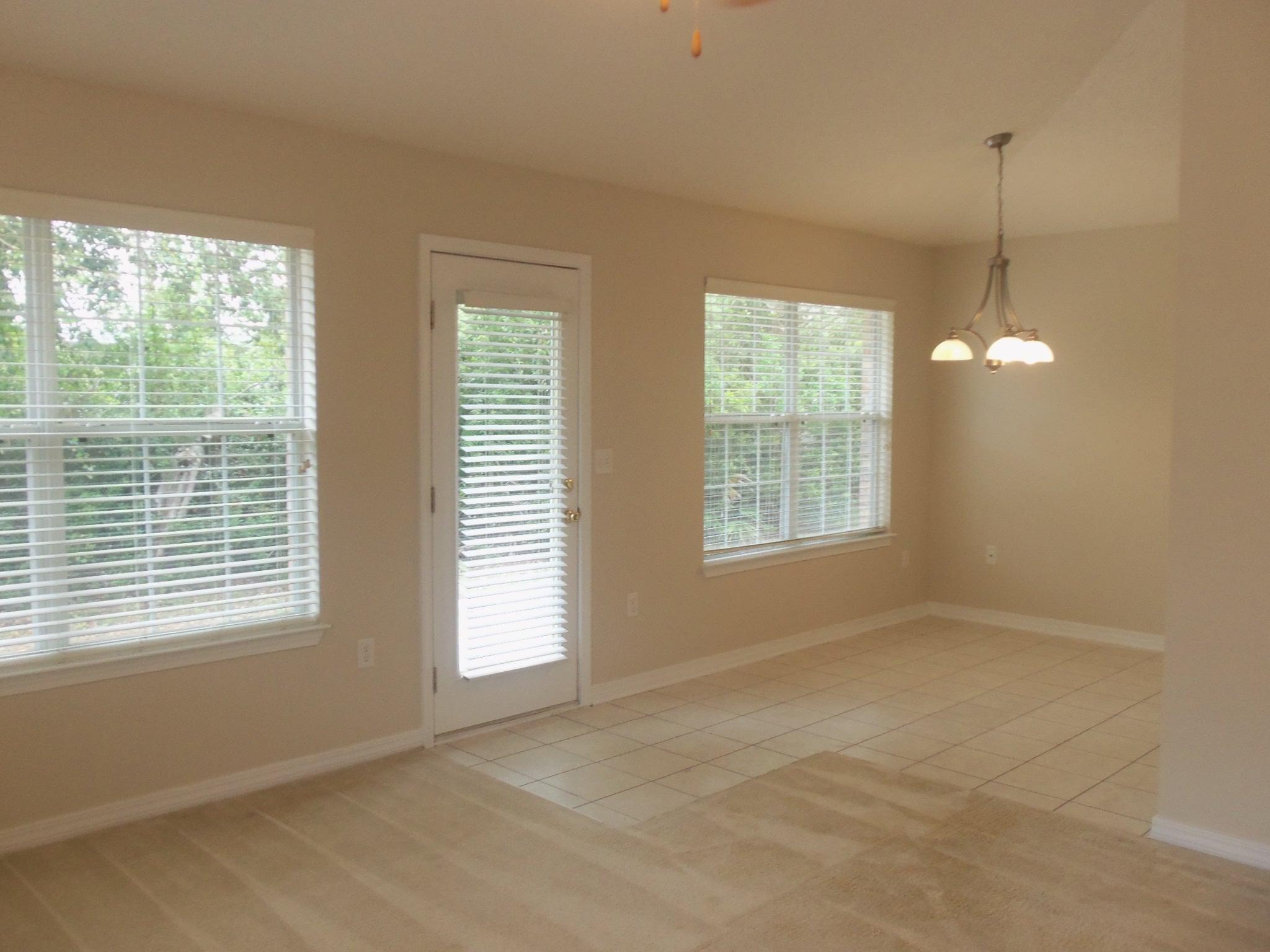 PARADISE RETREAT - Residential