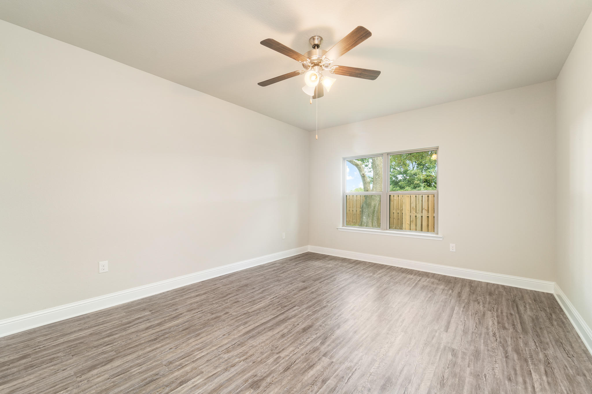 HAMMOCK BAY - FIREFLY - Residential