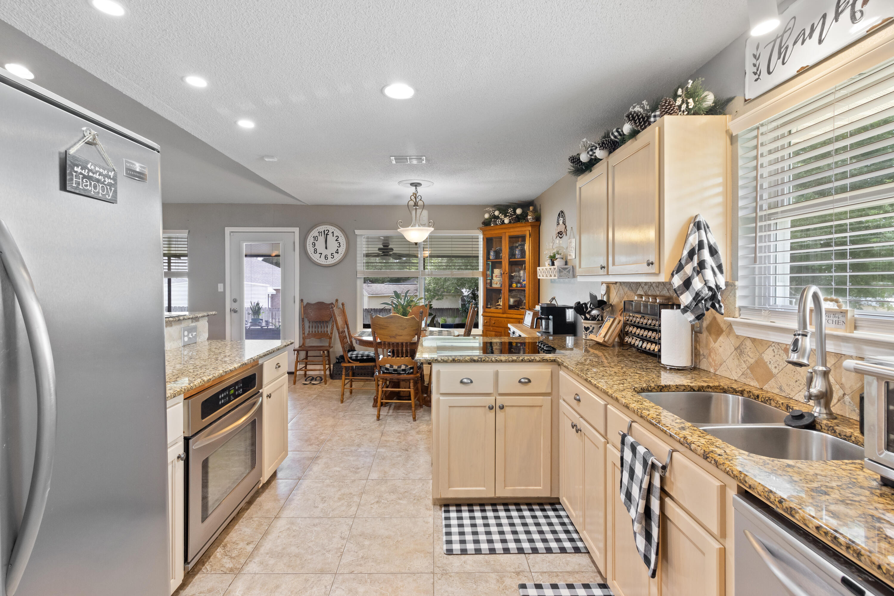 OAK MEADOWS - Residential