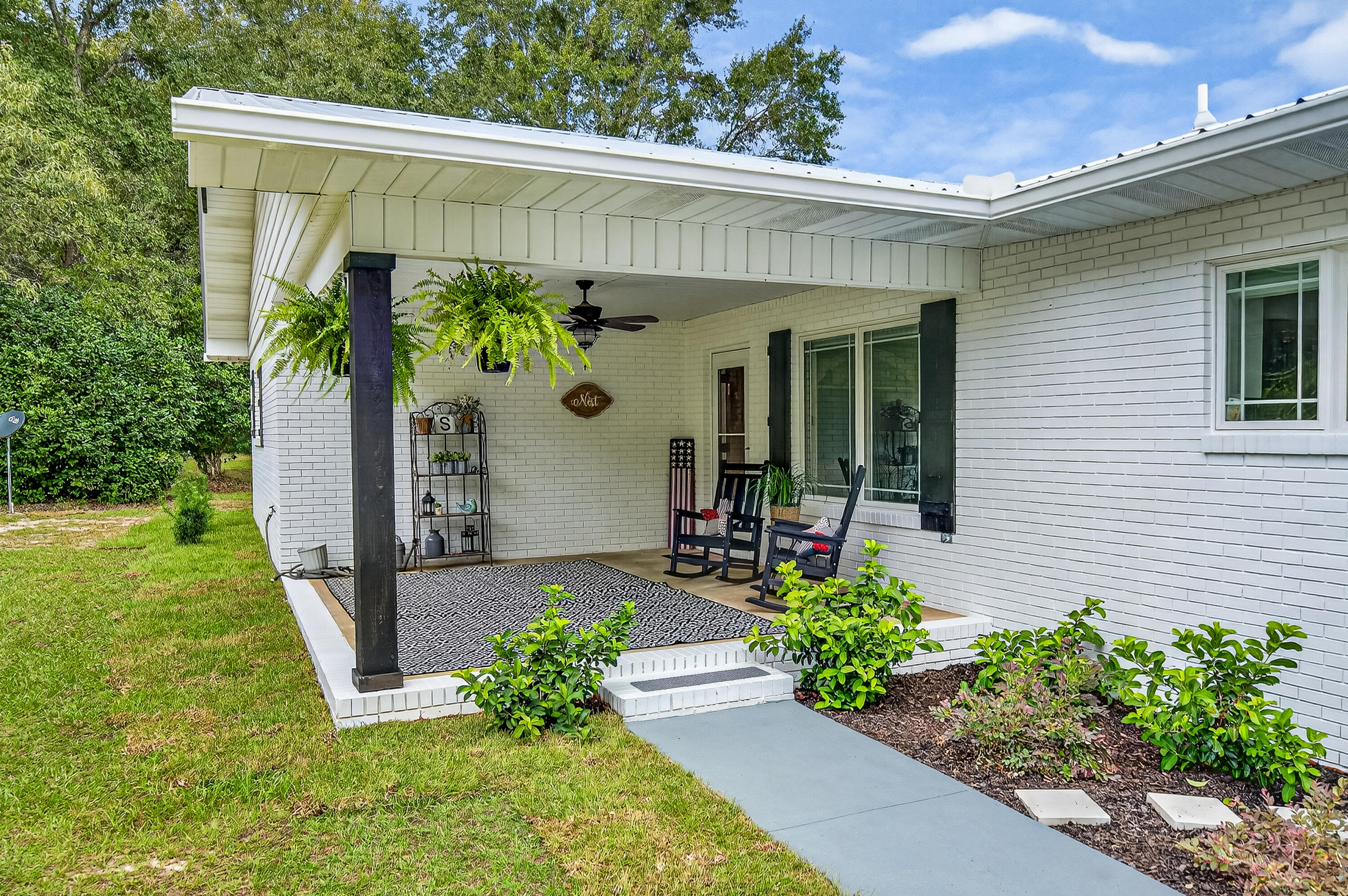 NO RECORDED SUBDIVISION - Residential