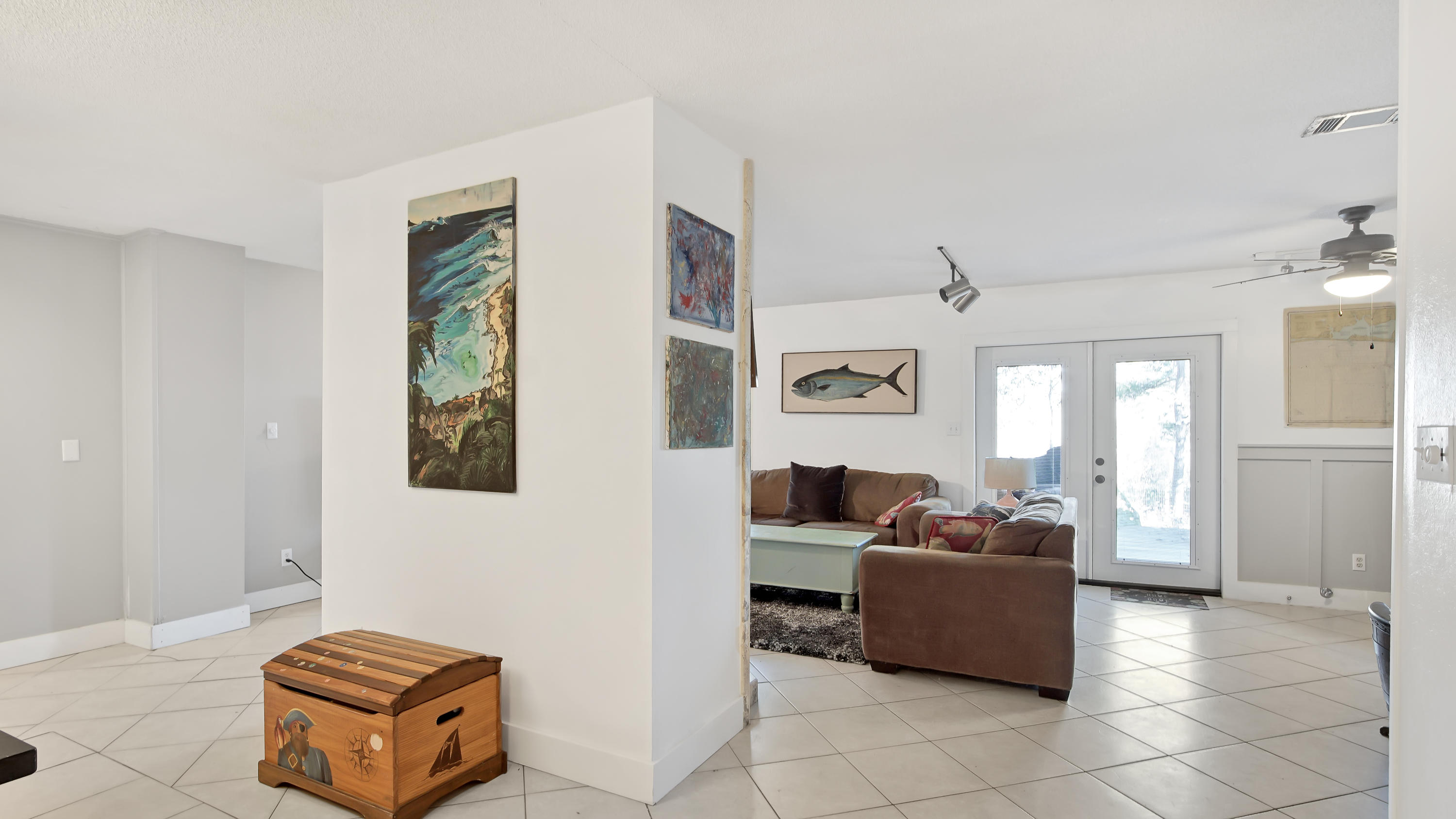 CRYSTAL BEACH - Residential