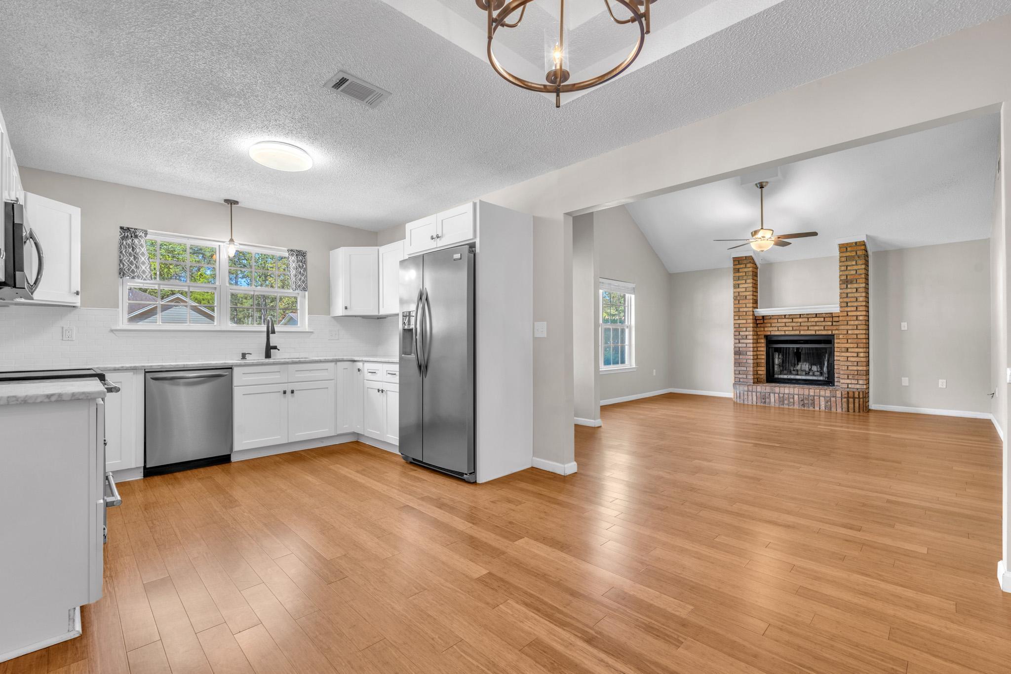 PINE MEADOWS 2ND ADDN - Residential Lease