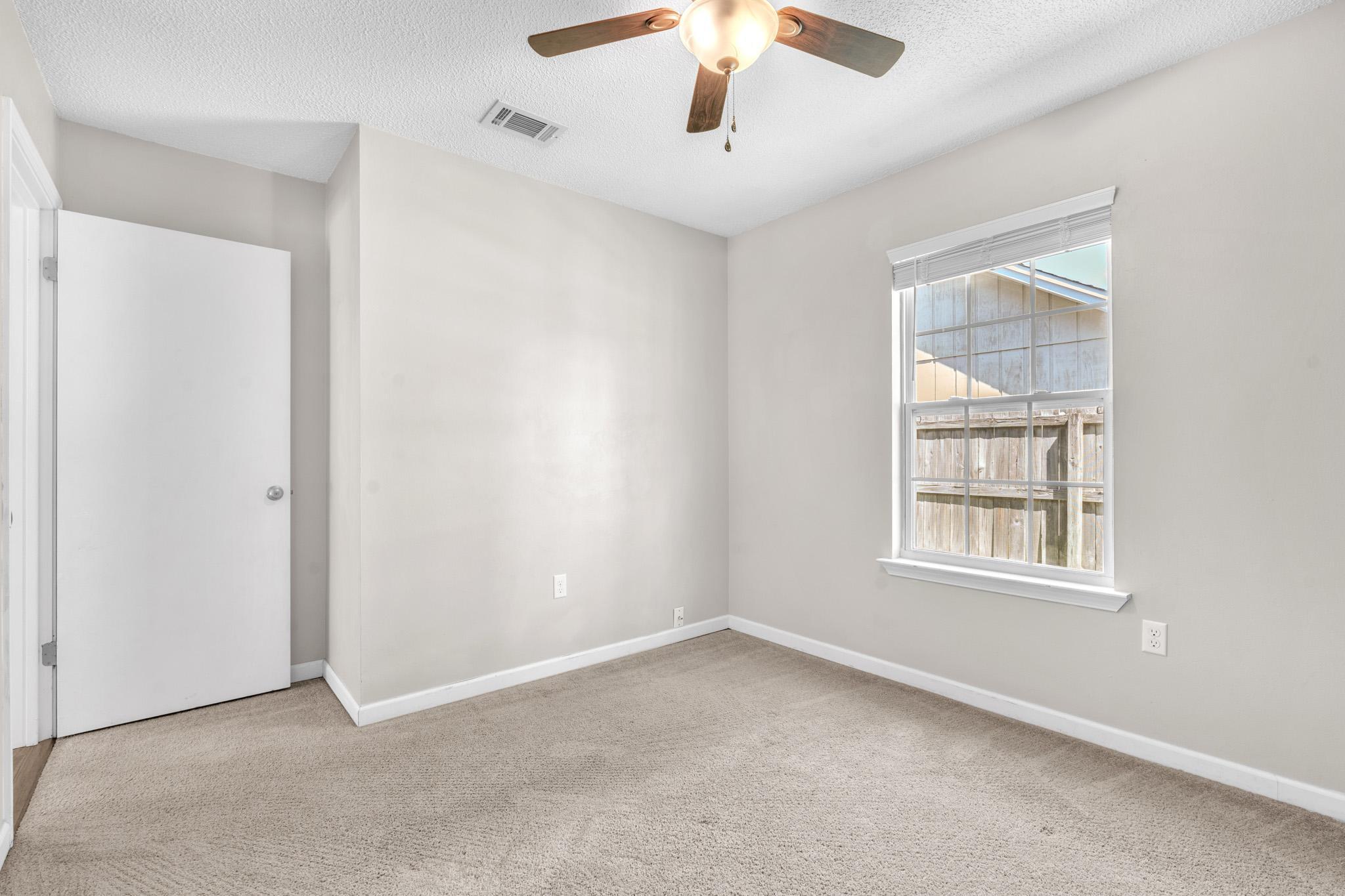 PINE MEADOWS 2ND ADDN - Residential Lease