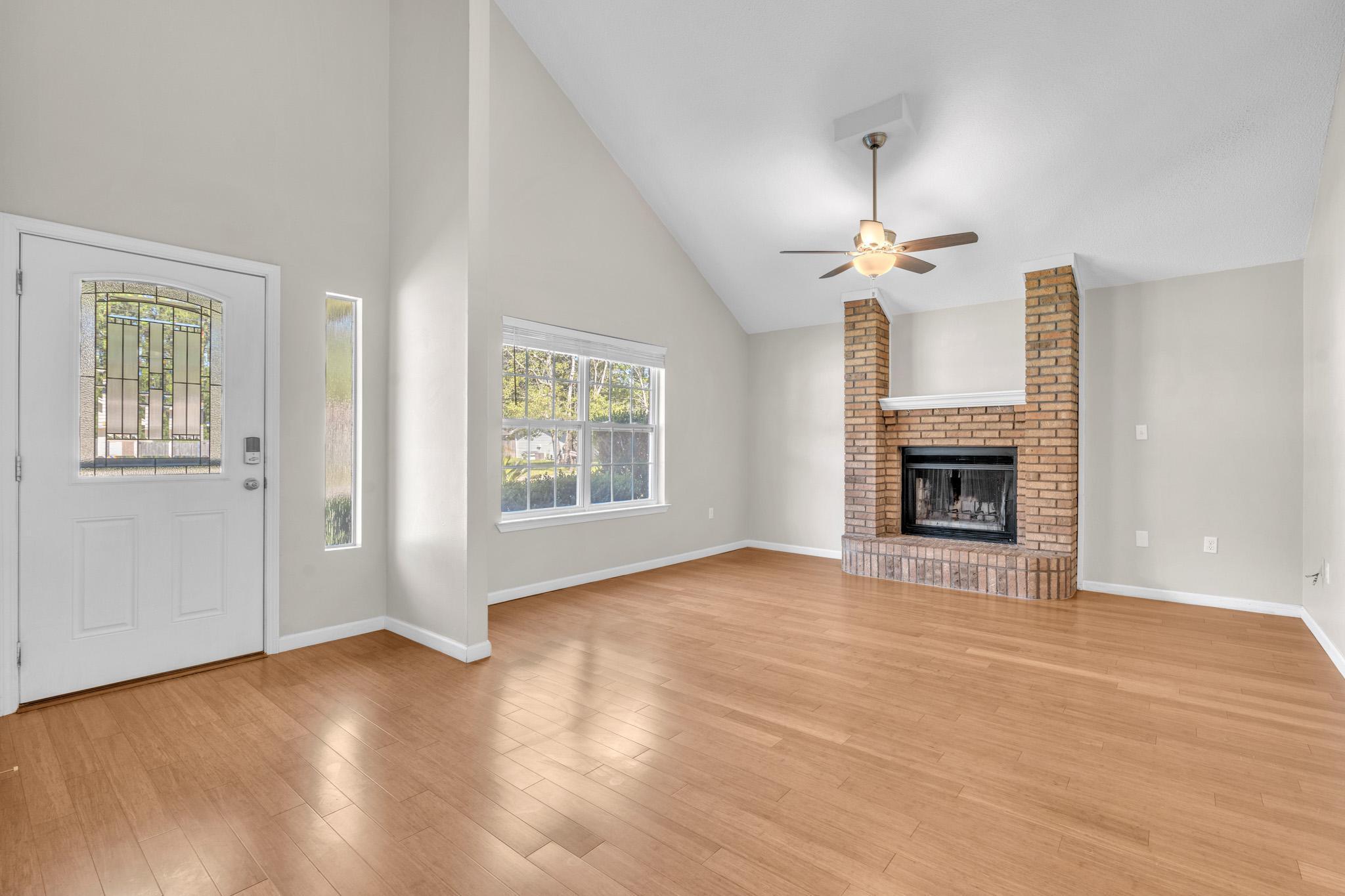 PINE MEADOWS 2ND ADDN - Residential Lease