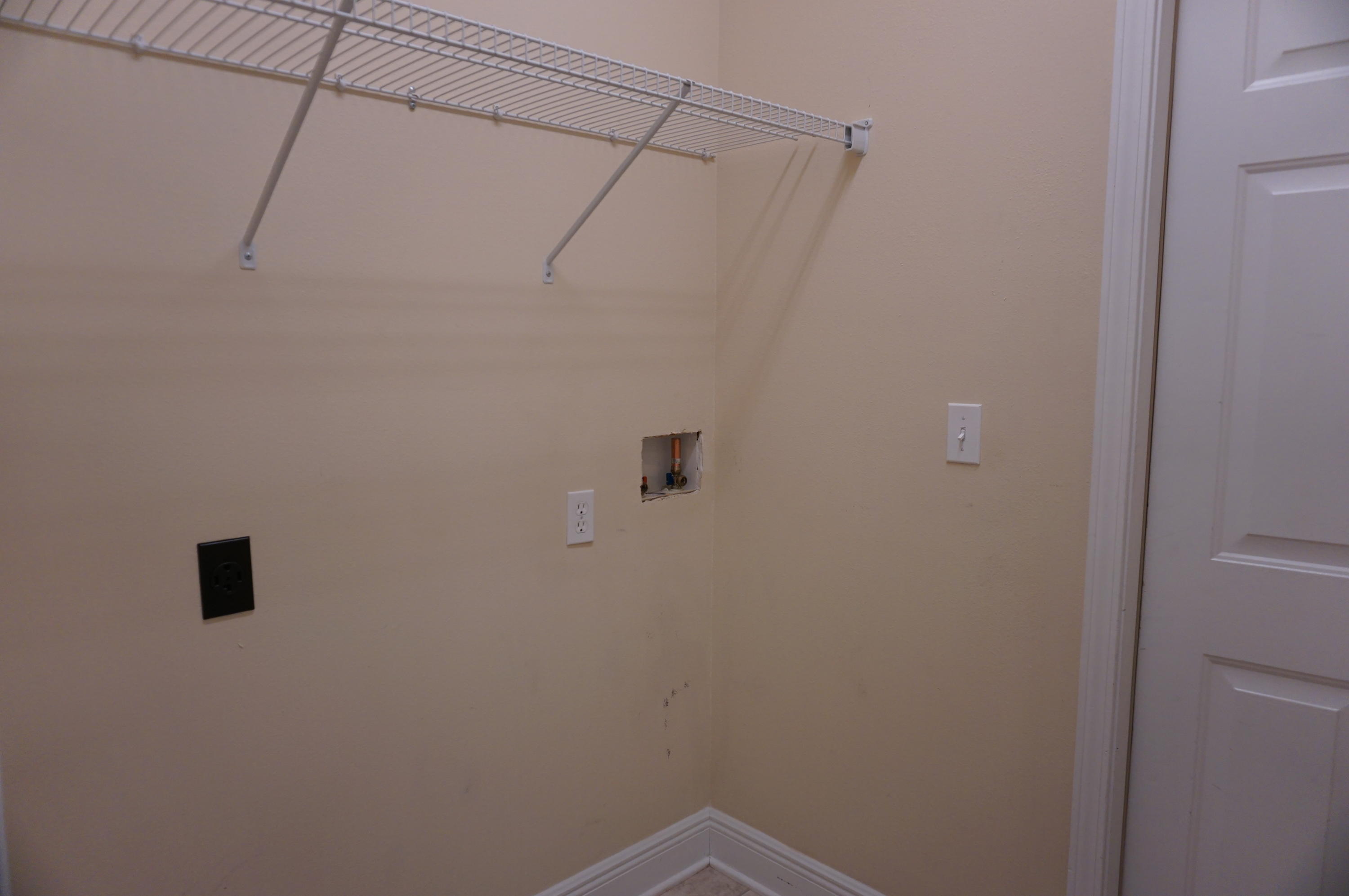 ROLLING RIDGE S/D - Residential Lease