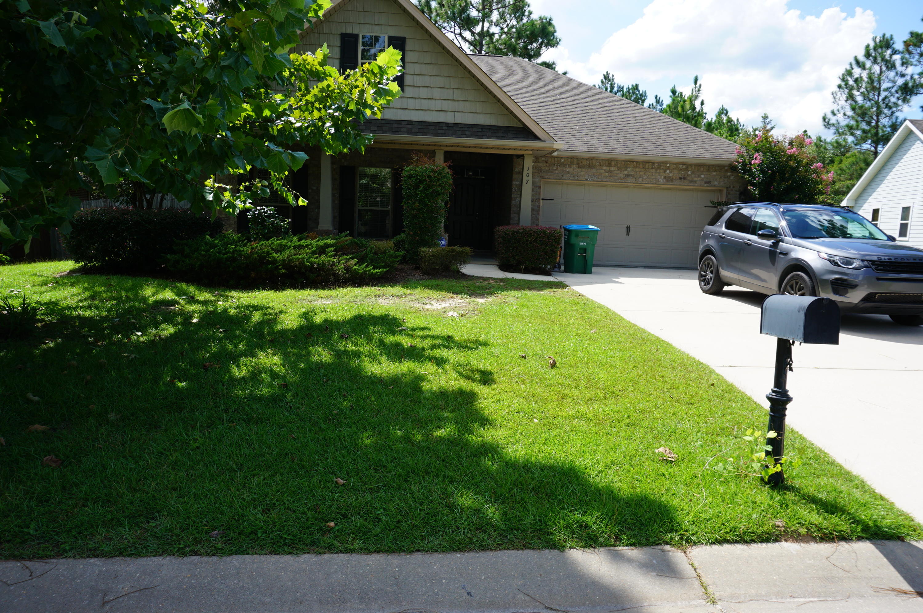 ROLLING RIDGE S/D - Residential Lease