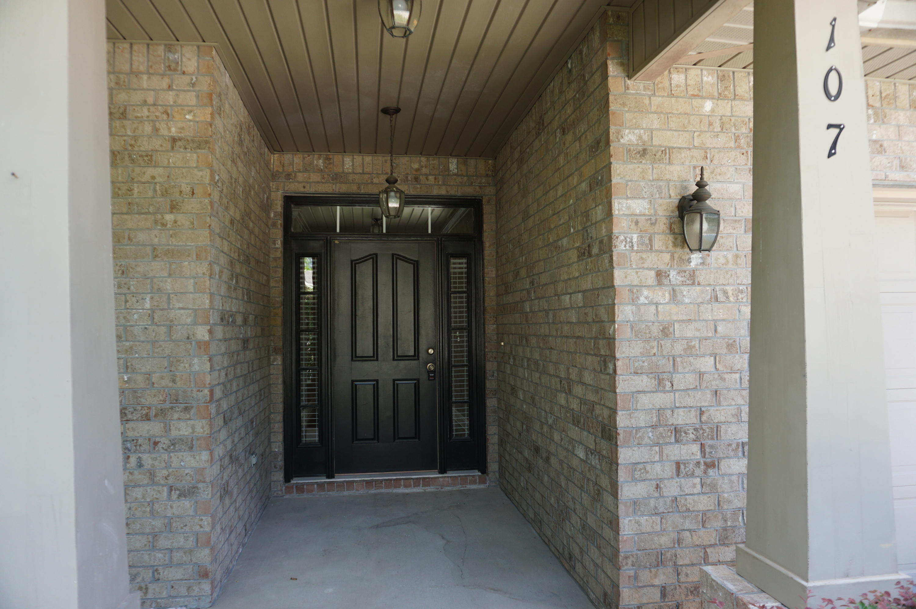 ROLLING RIDGE S/D - Residential Lease