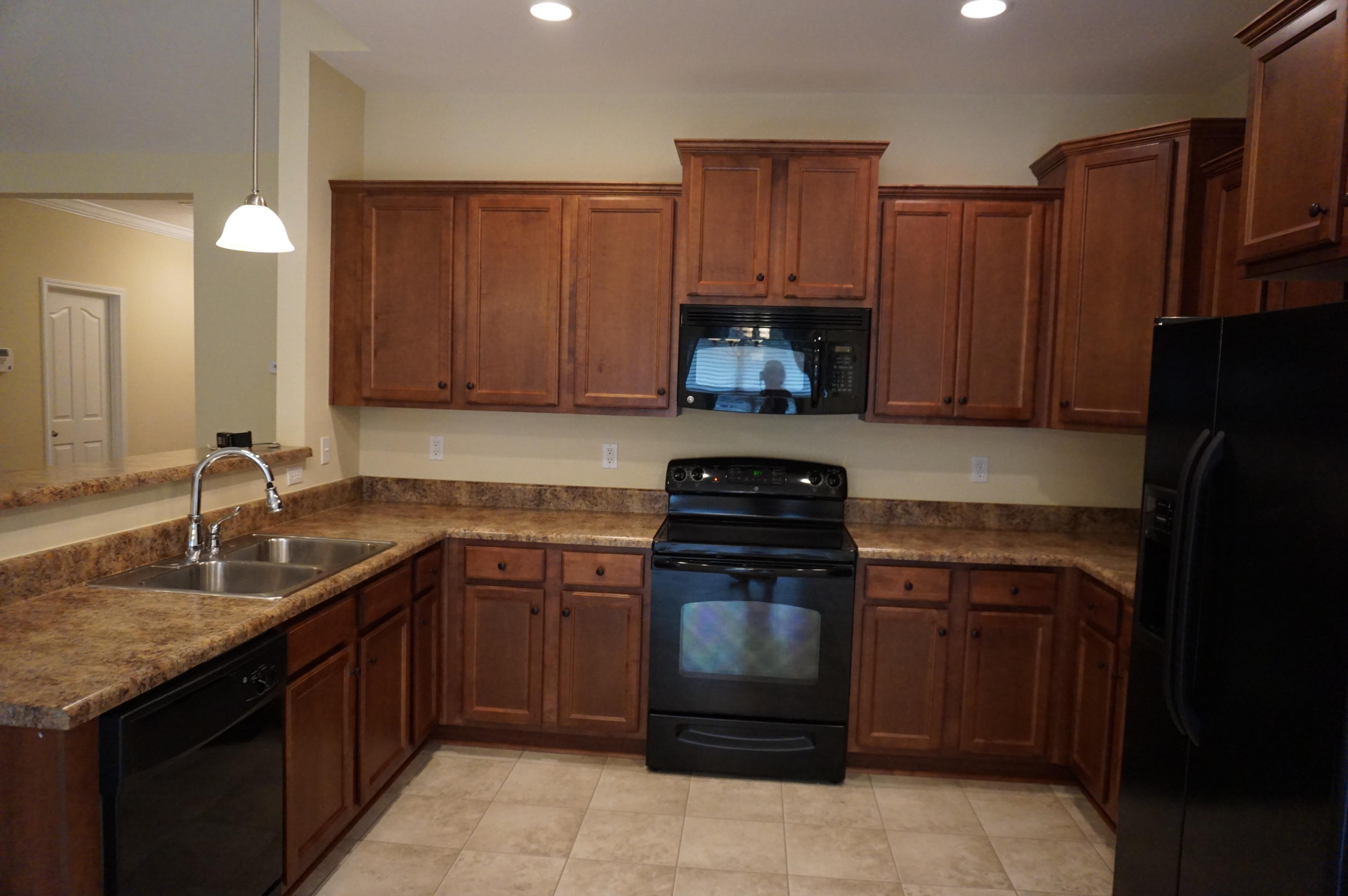 ROLLING RIDGE S/D - Residential Lease