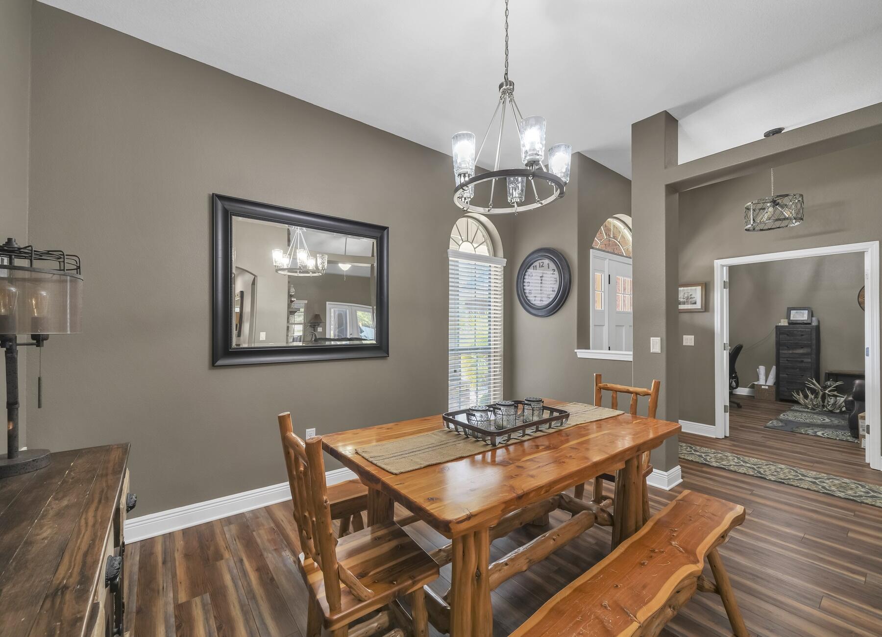 WEST NAVARRE - Residential