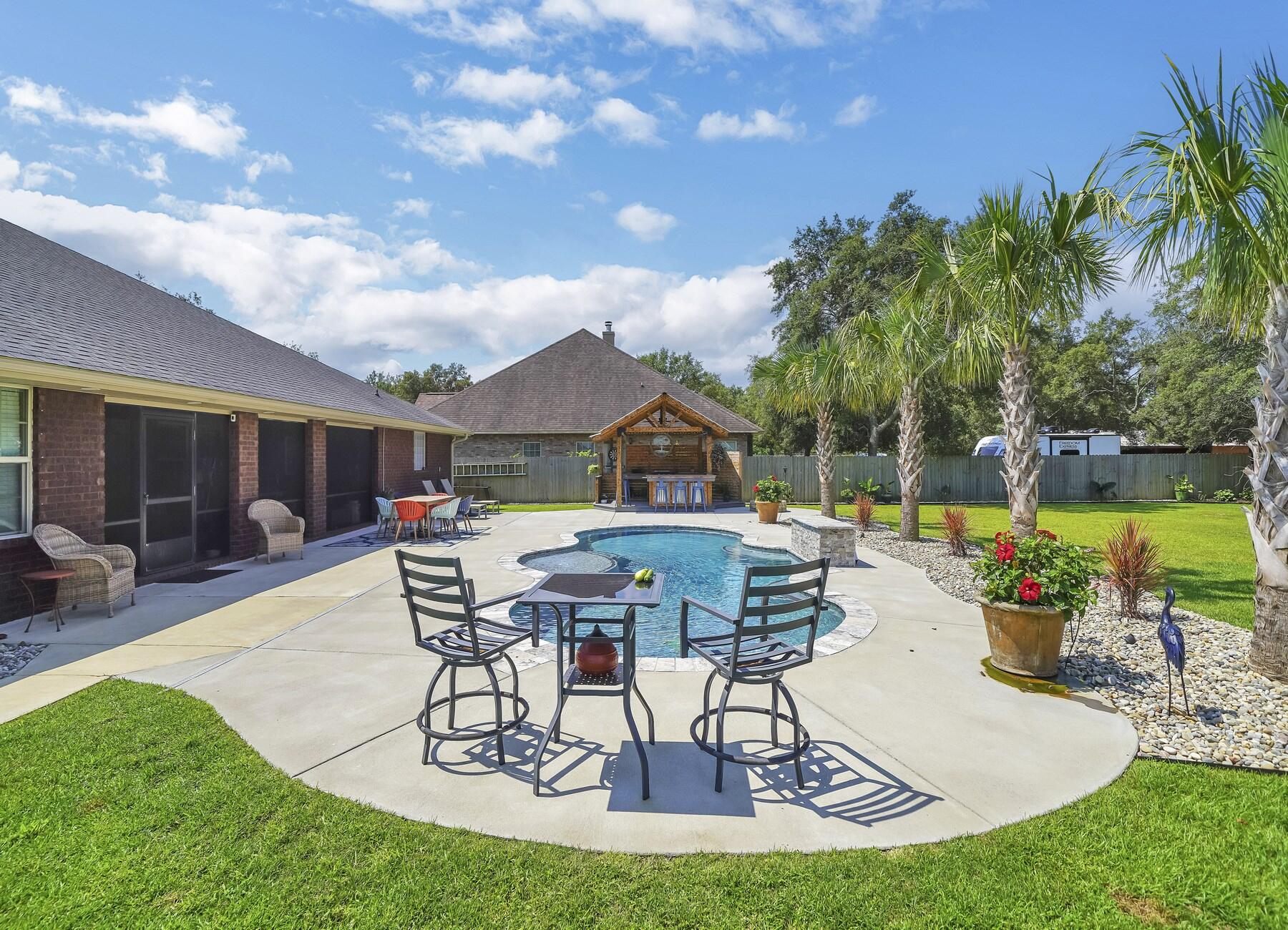 WEST NAVARRE - Residential