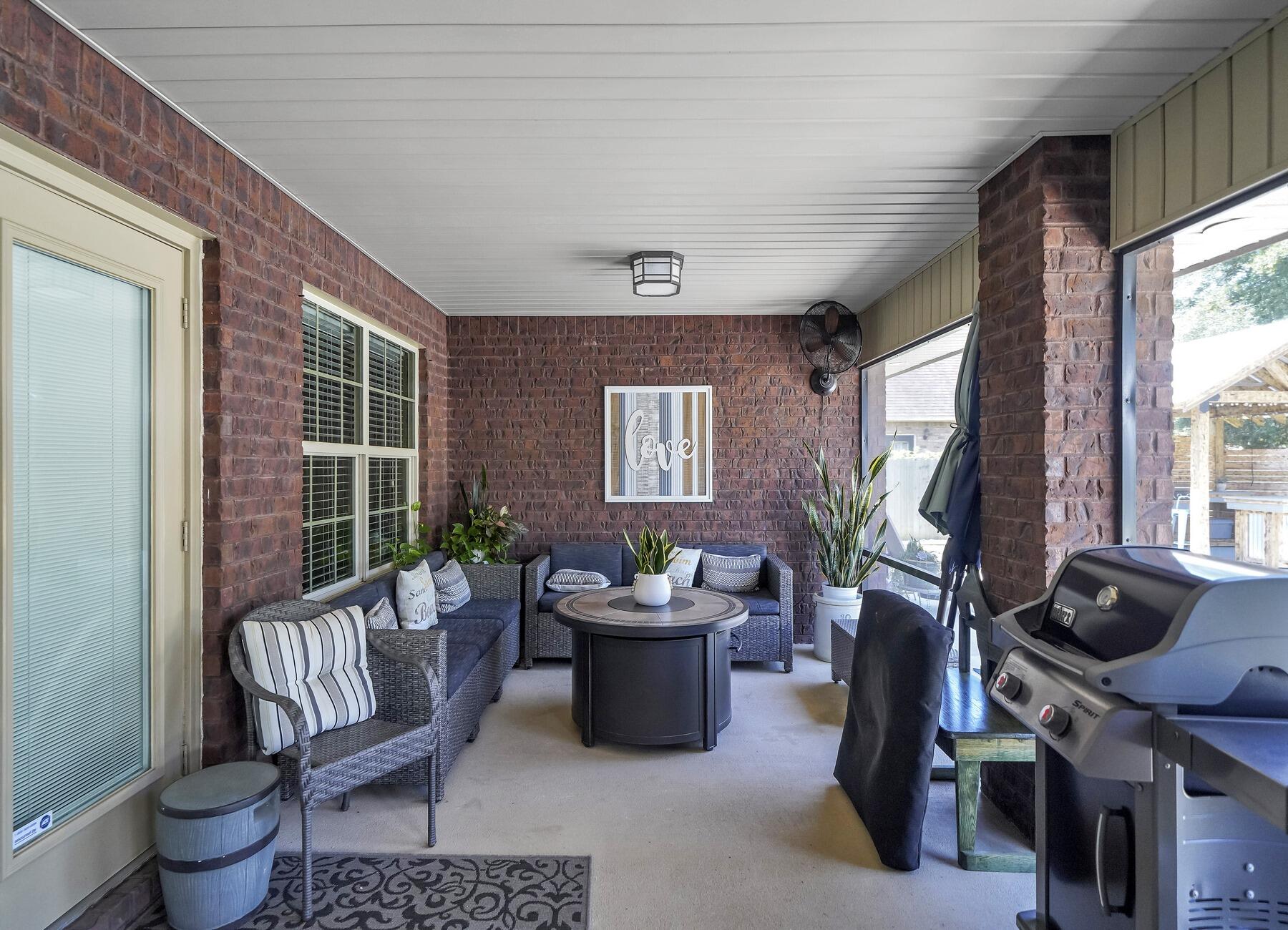 WEST NAVARRE - Residential