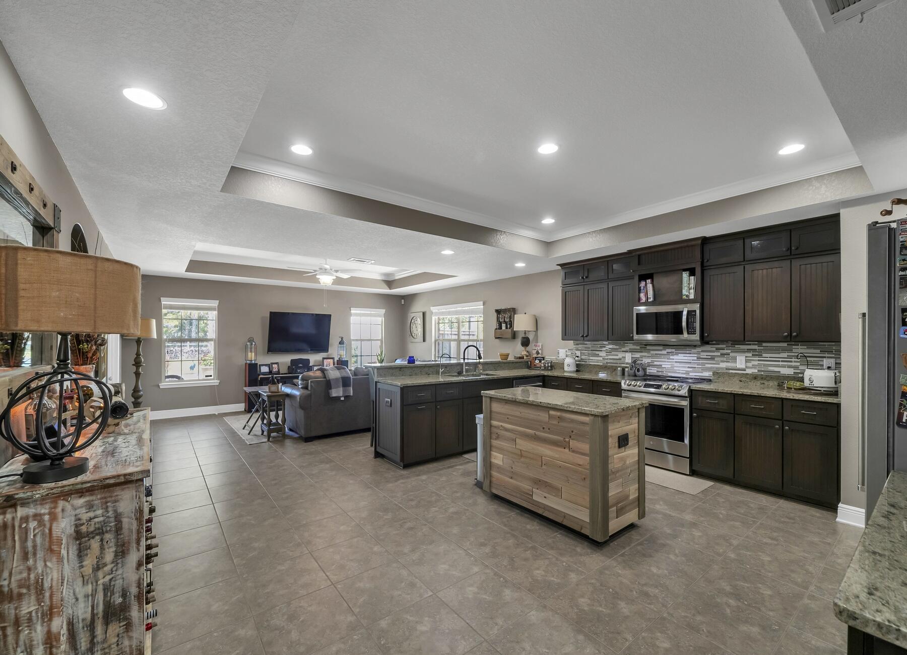 WEST NAVARRE - Residential