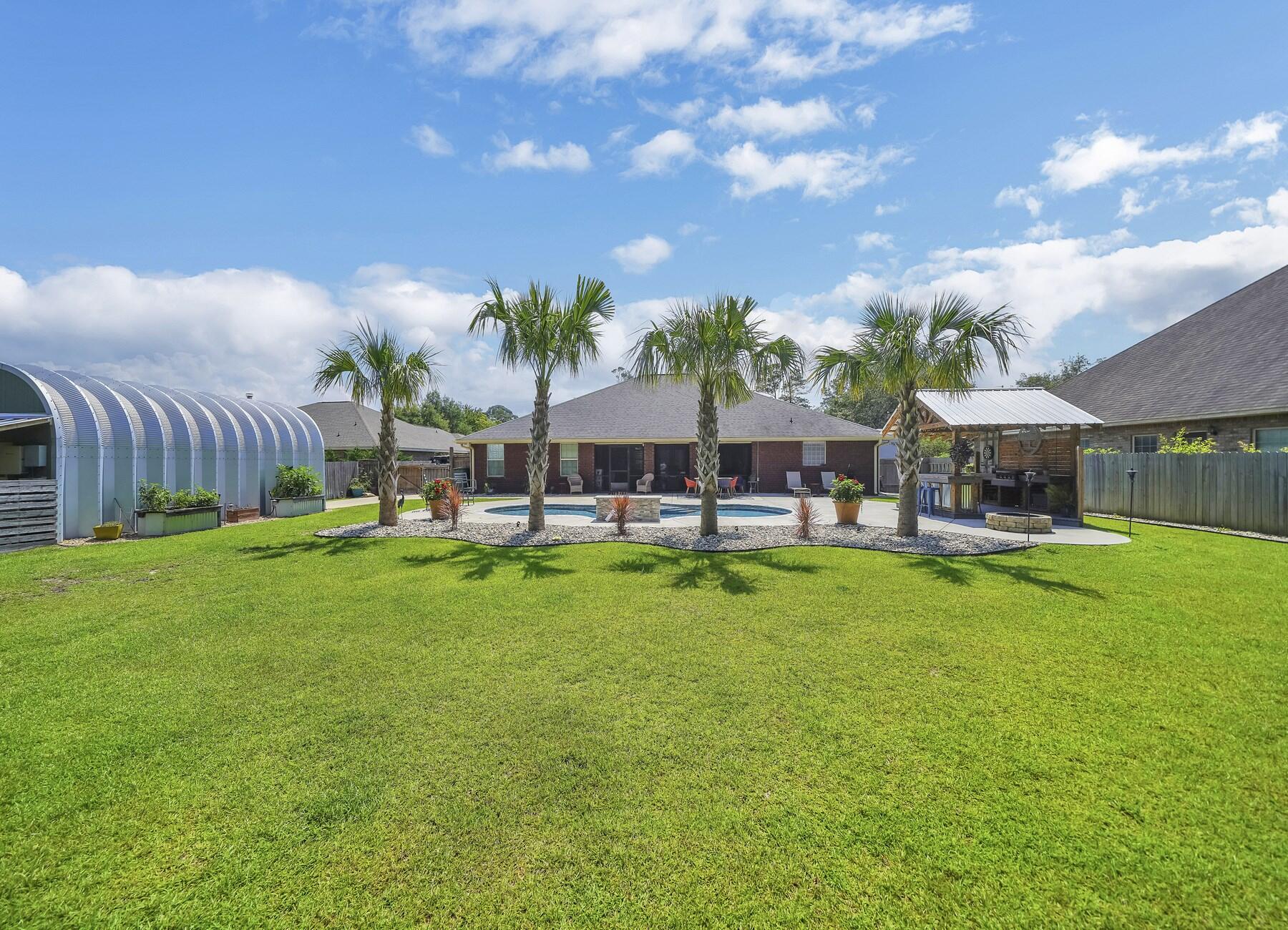 WEST NAVARRE - Residential