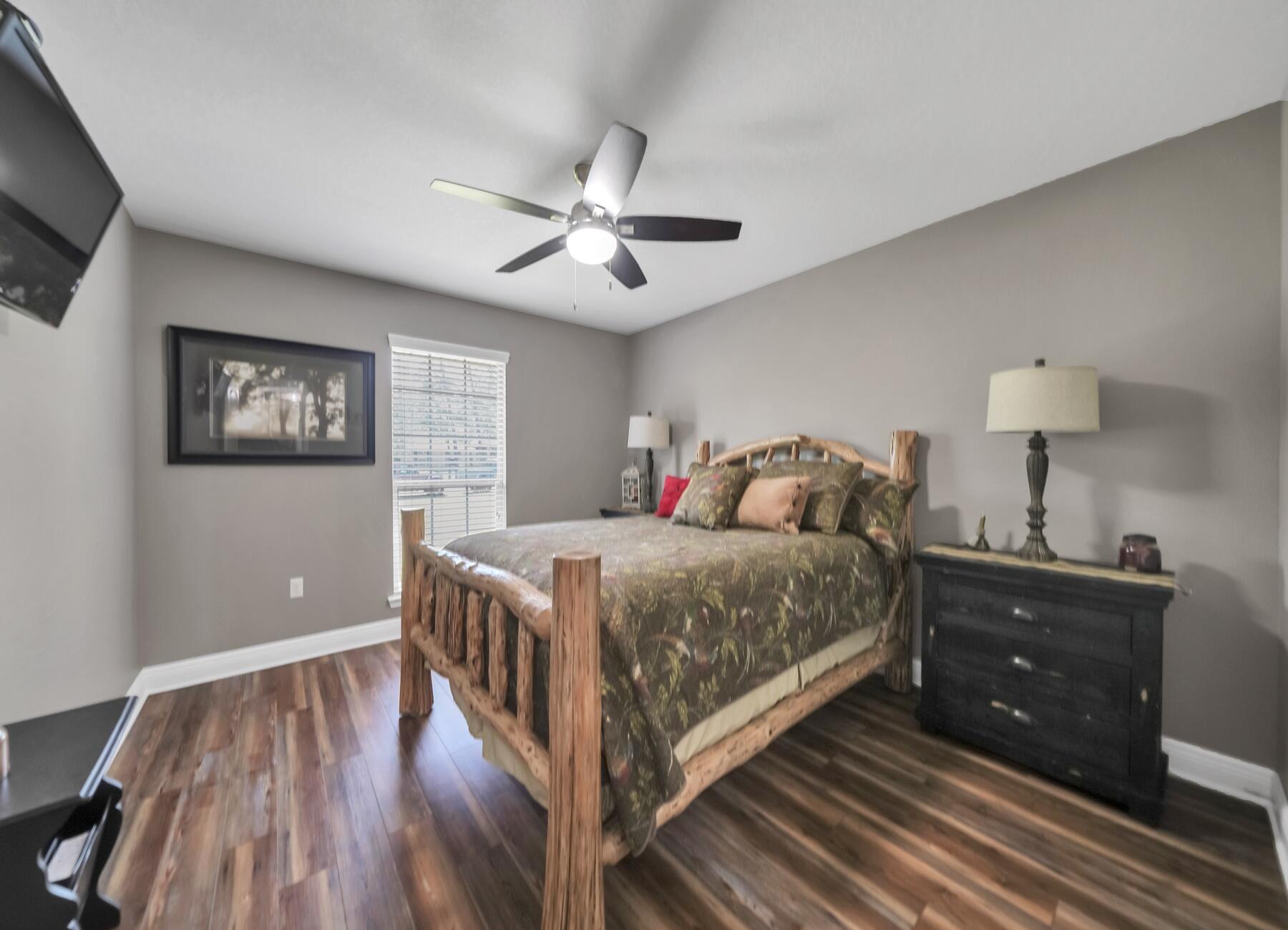 WEST NAVARRE - Residential