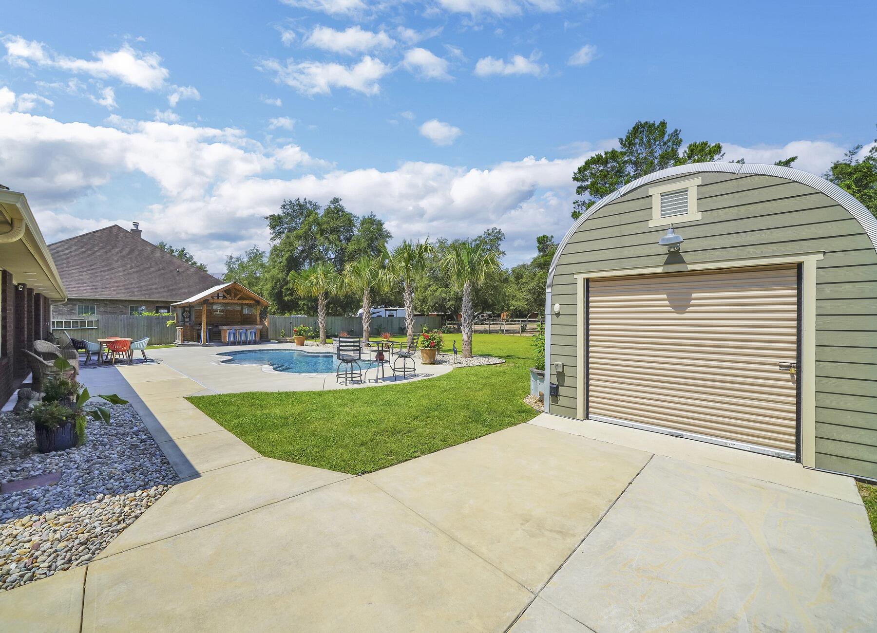 WEST NAVARRE - Residential