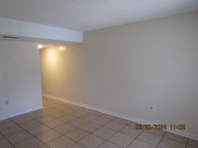 QUAIL MEADOWS - Residential Lease