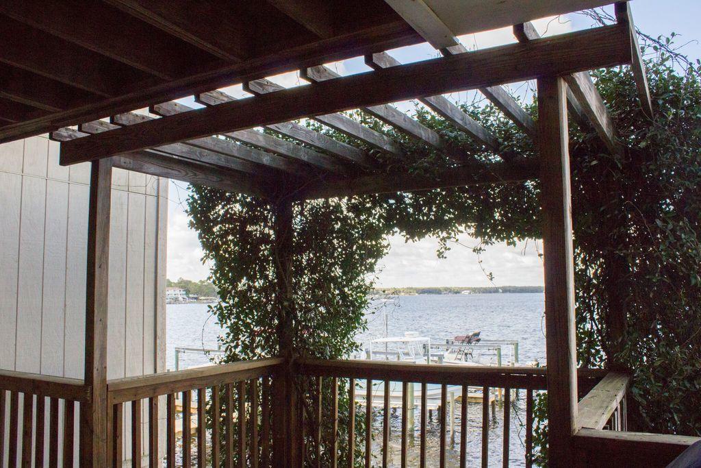 BAYOU PINES T/H - Residential