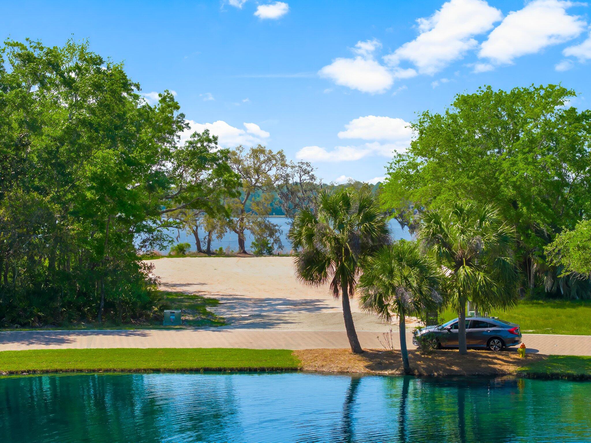 LAGRANGE COVE - Land