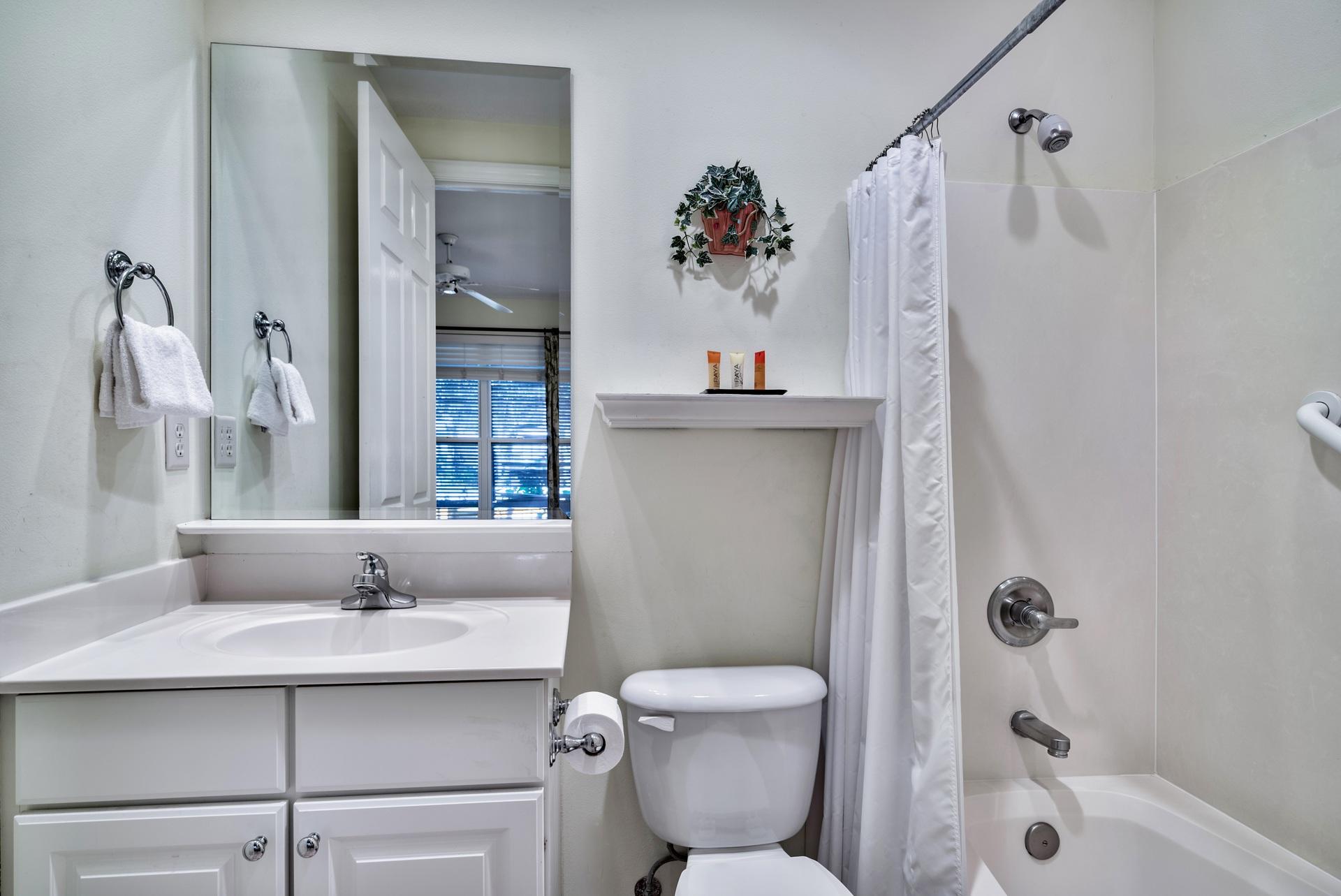 CRYSTAL LAKE II AT SANDESTIN - Residential