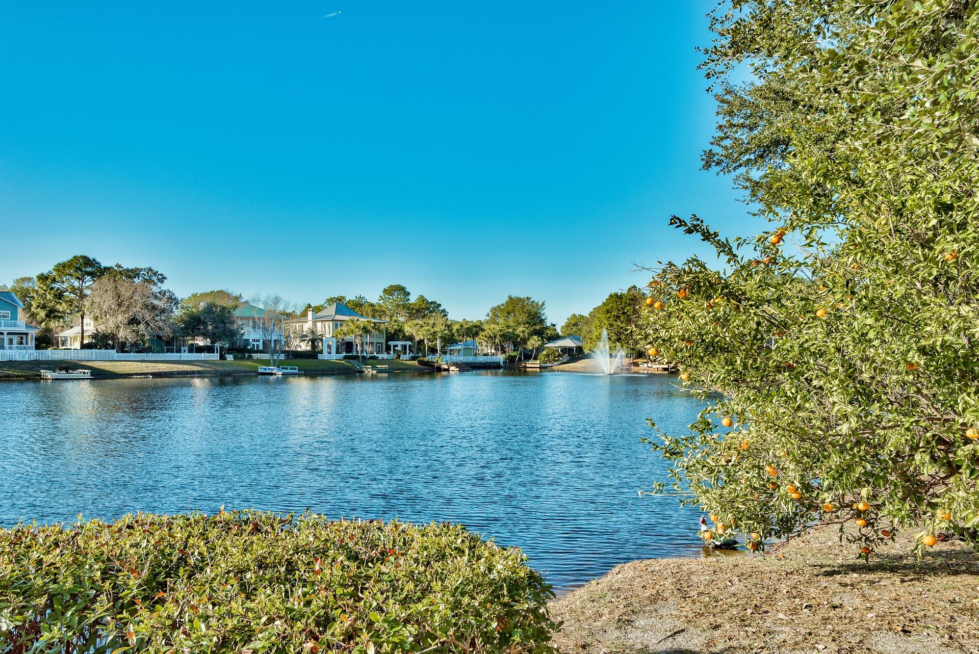 CRYSTAL LAKE II AT SANDESTIN - Residential