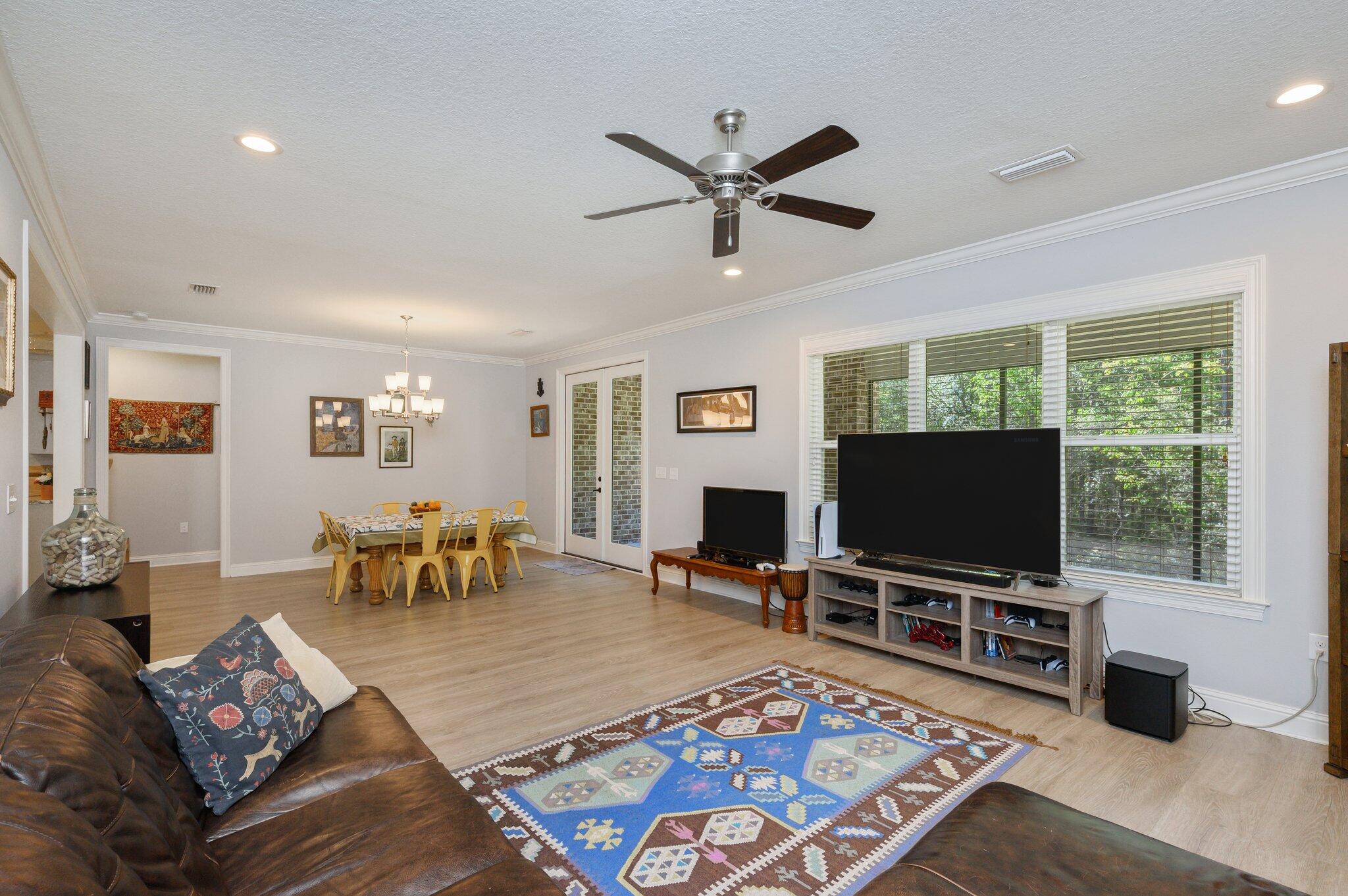 MILL CREEK FARMS - Residential