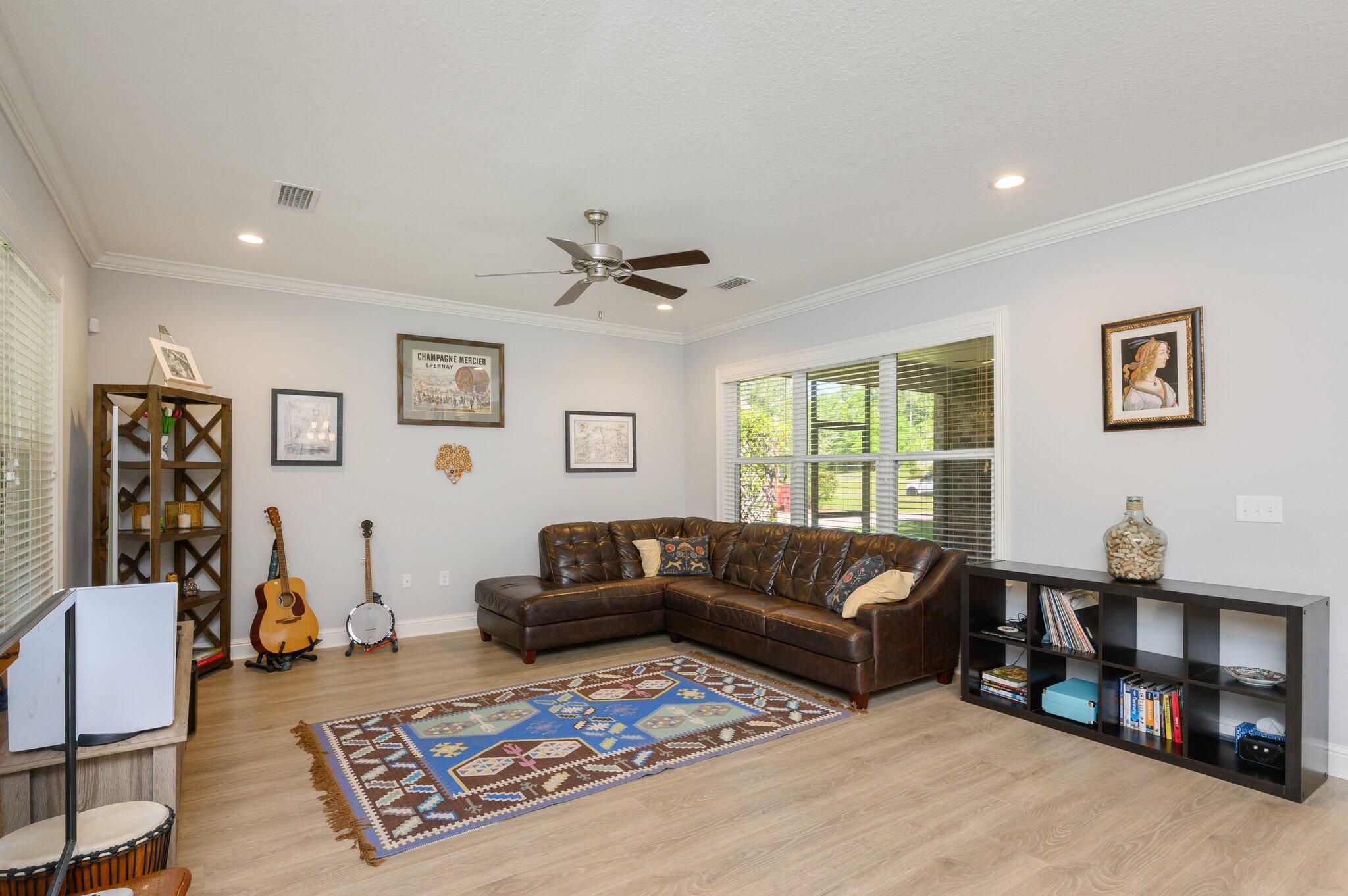 MILL CREEK FARMS - Residential