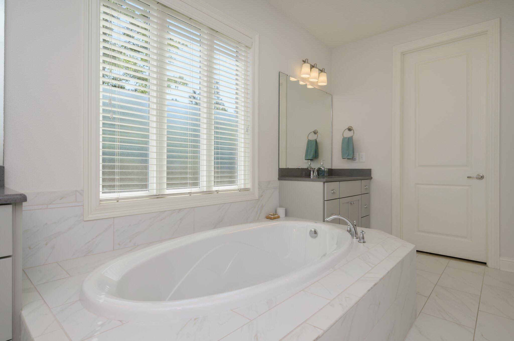 MILL CREEK FARMS - Residential