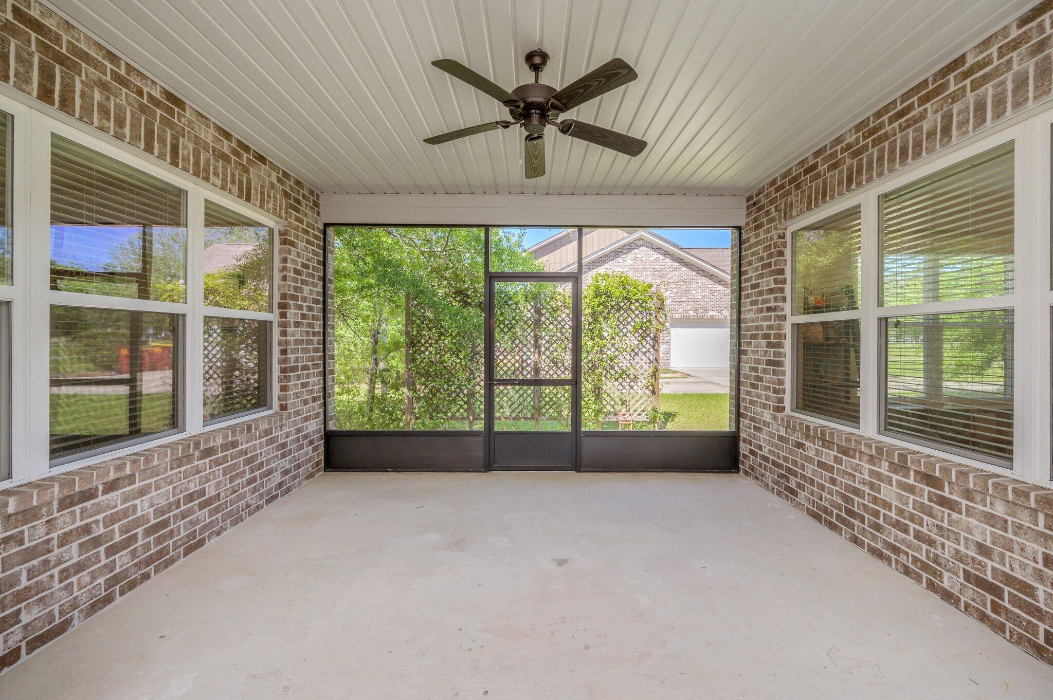 MILL CREEK FARMS - Residential