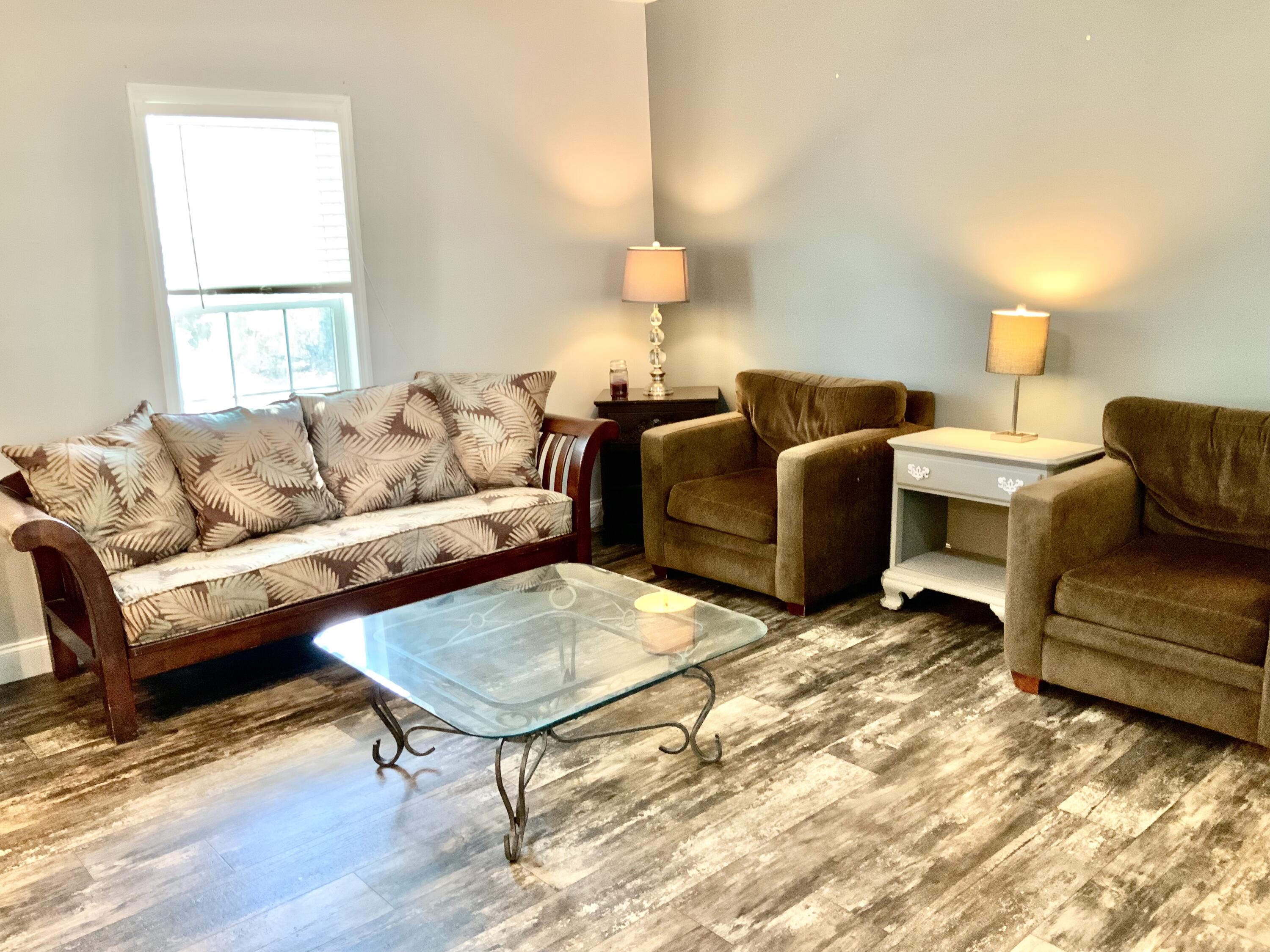 RUCKEL DRIVE - Residential