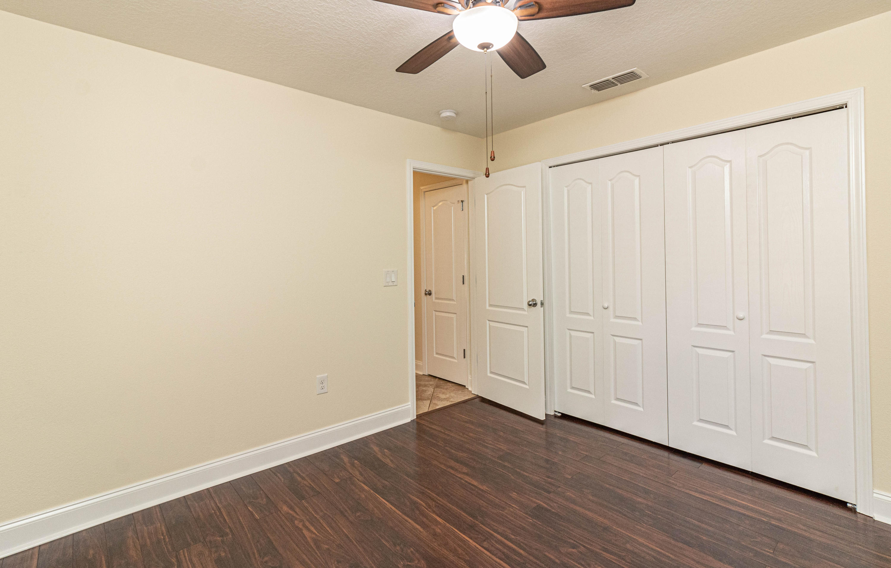 SILVER SPRINGS EST - Residential