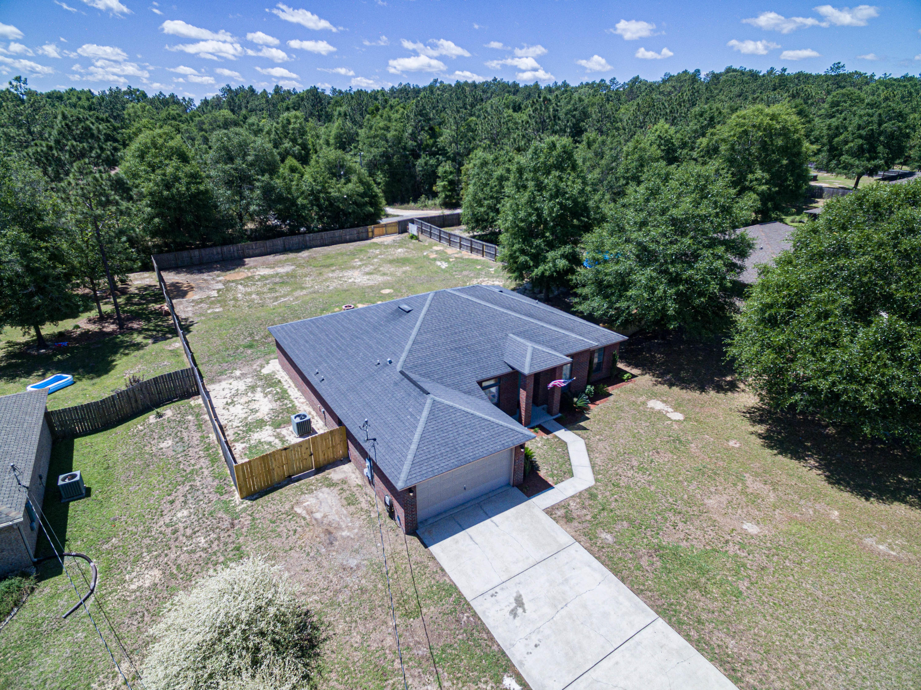 SILVER SPRINGS EST - Residential