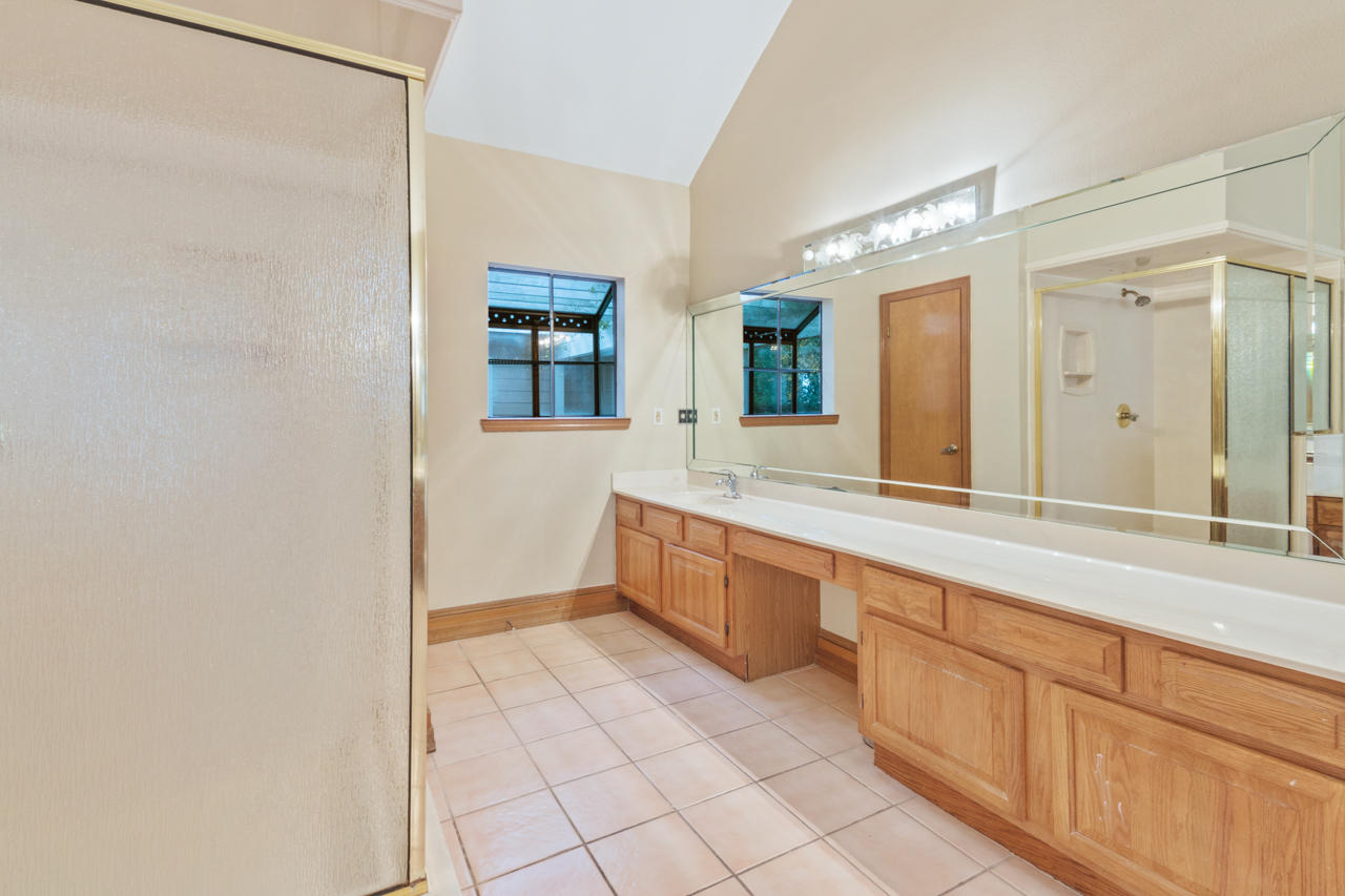 RAINTREE ESTATES #2 - Residential