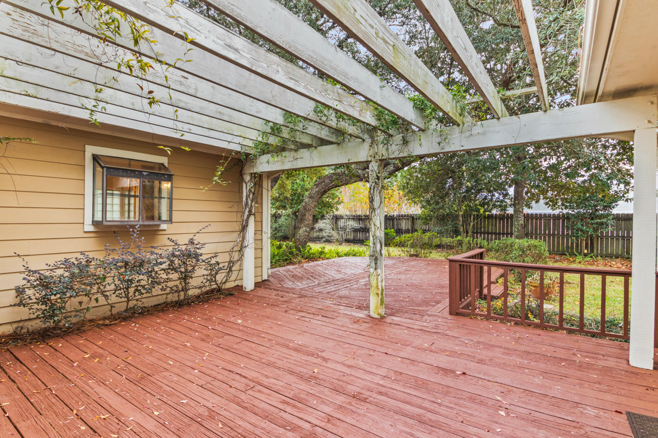 RAINTREE ESTATES #2 - Residential