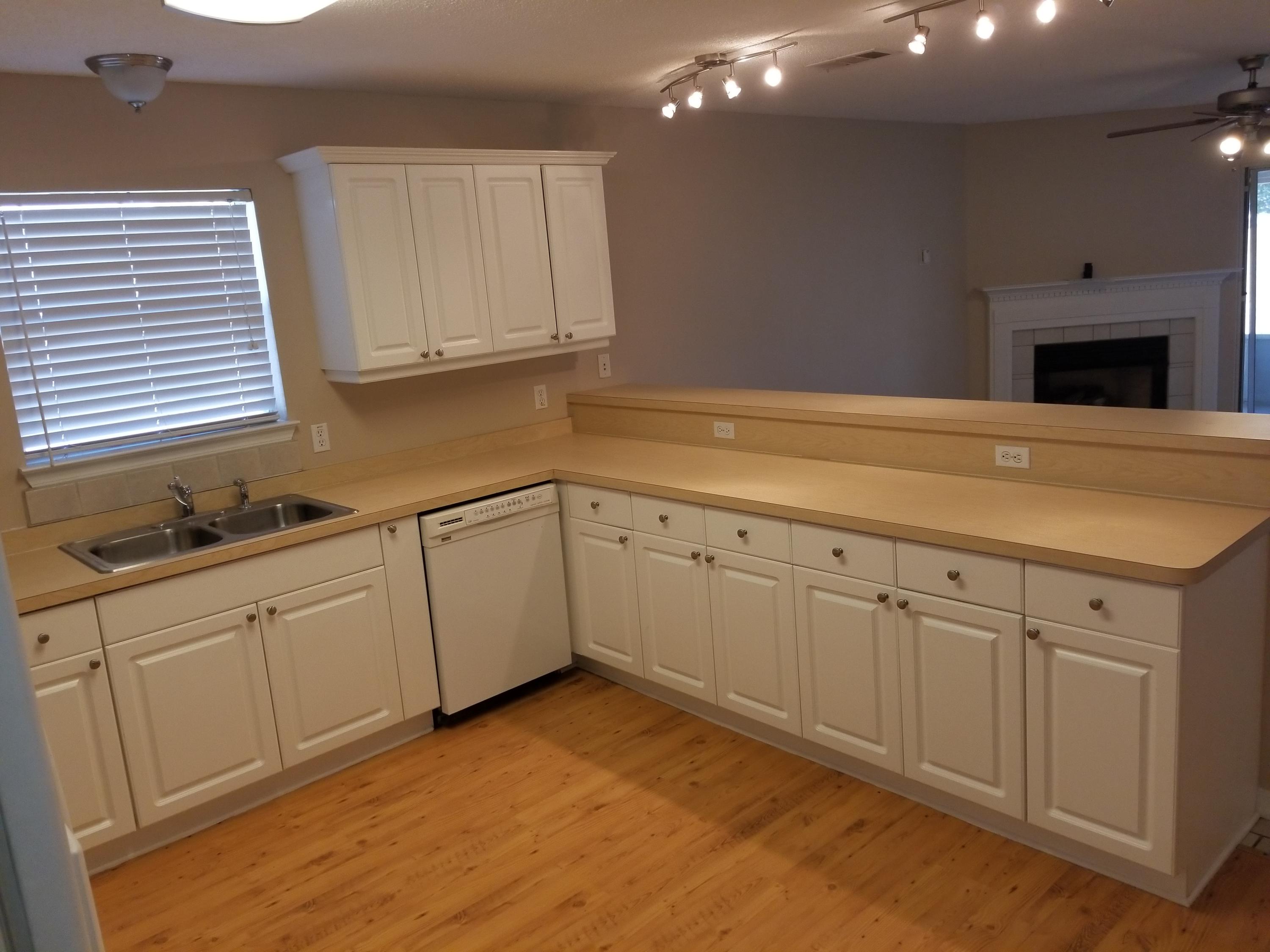 VINEYARD THE - Residential