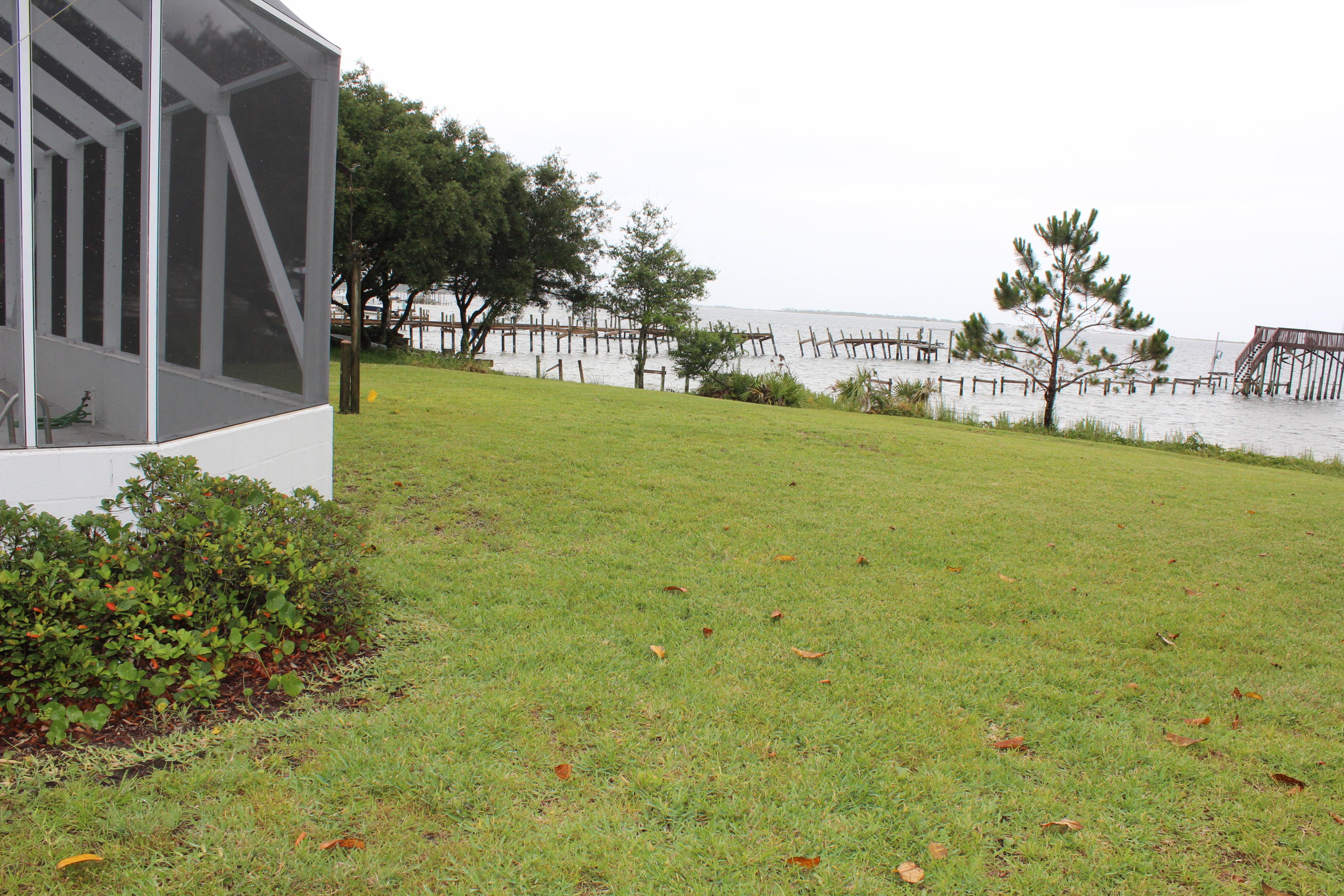 WYNNEHAVEN BEACH - Residential