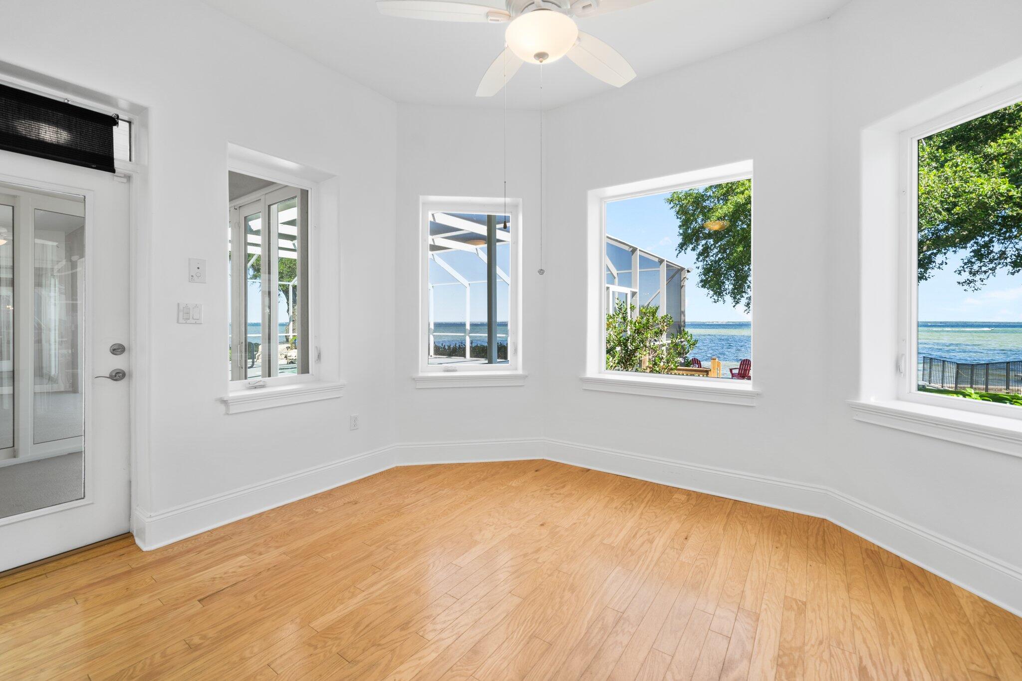 CALHOUN S/D TO DESTIN - Residential