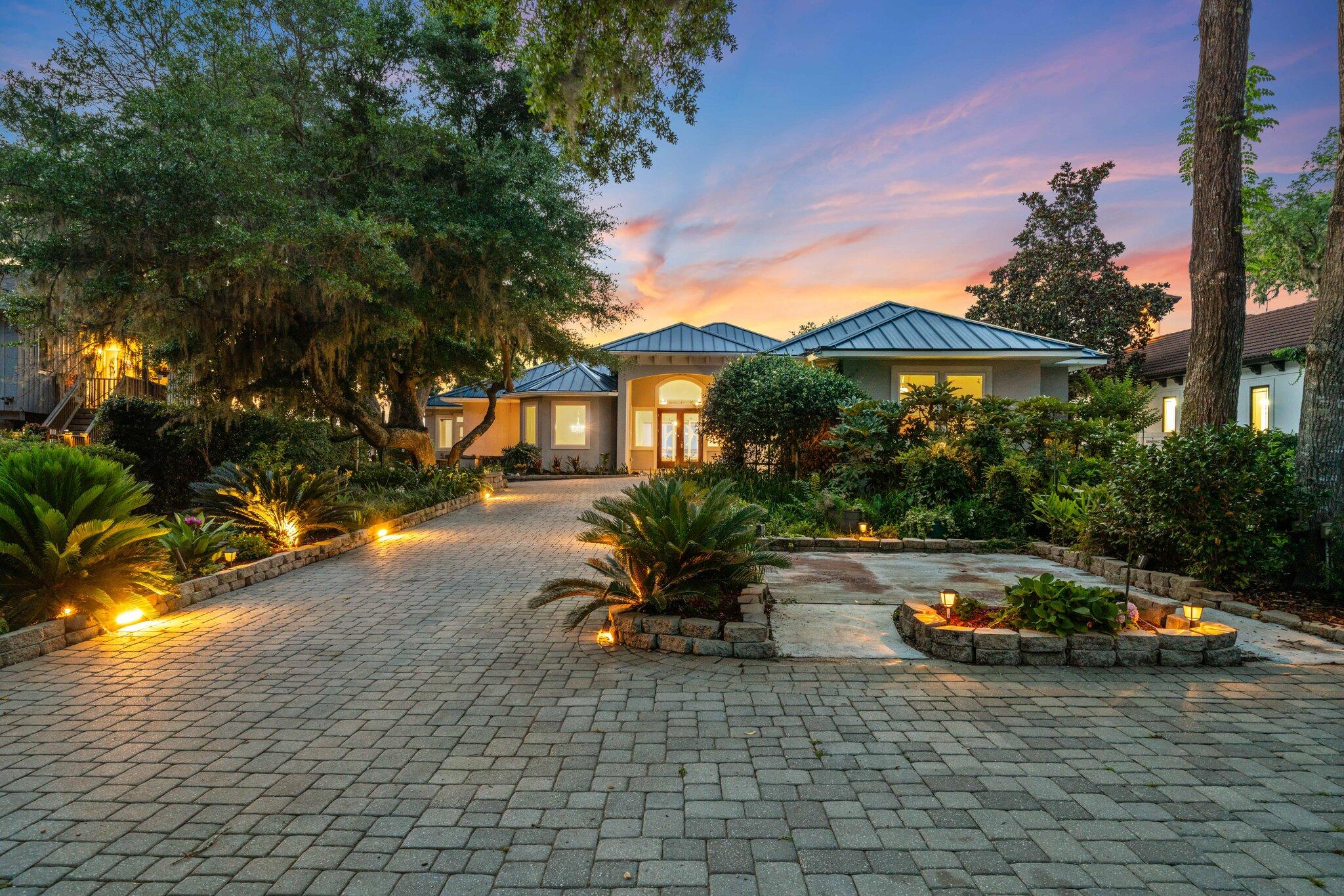 CALHOUN S/D TO DESTIN - Residential