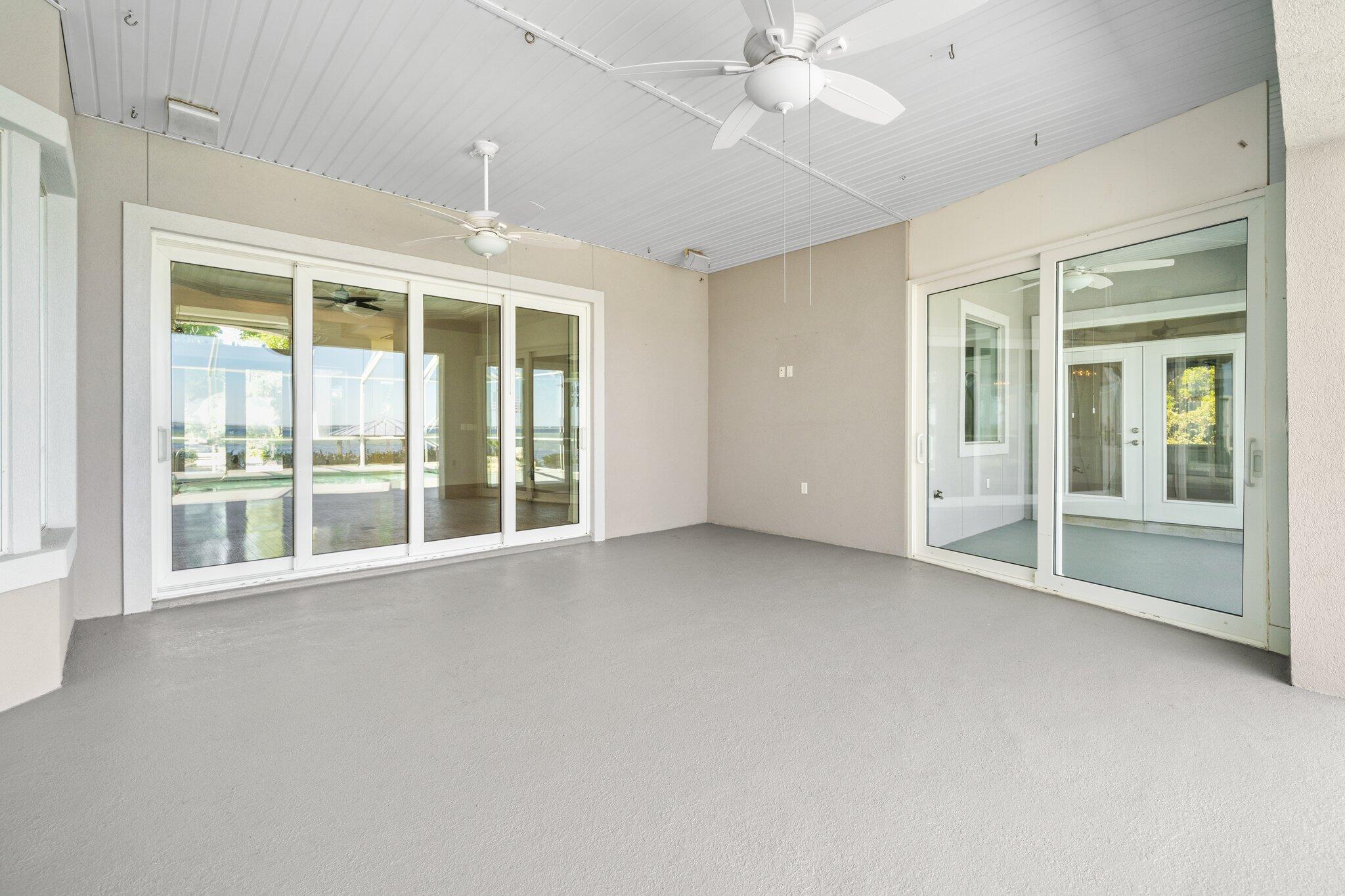 CALHOUN S/D TO DESTIN - Residential