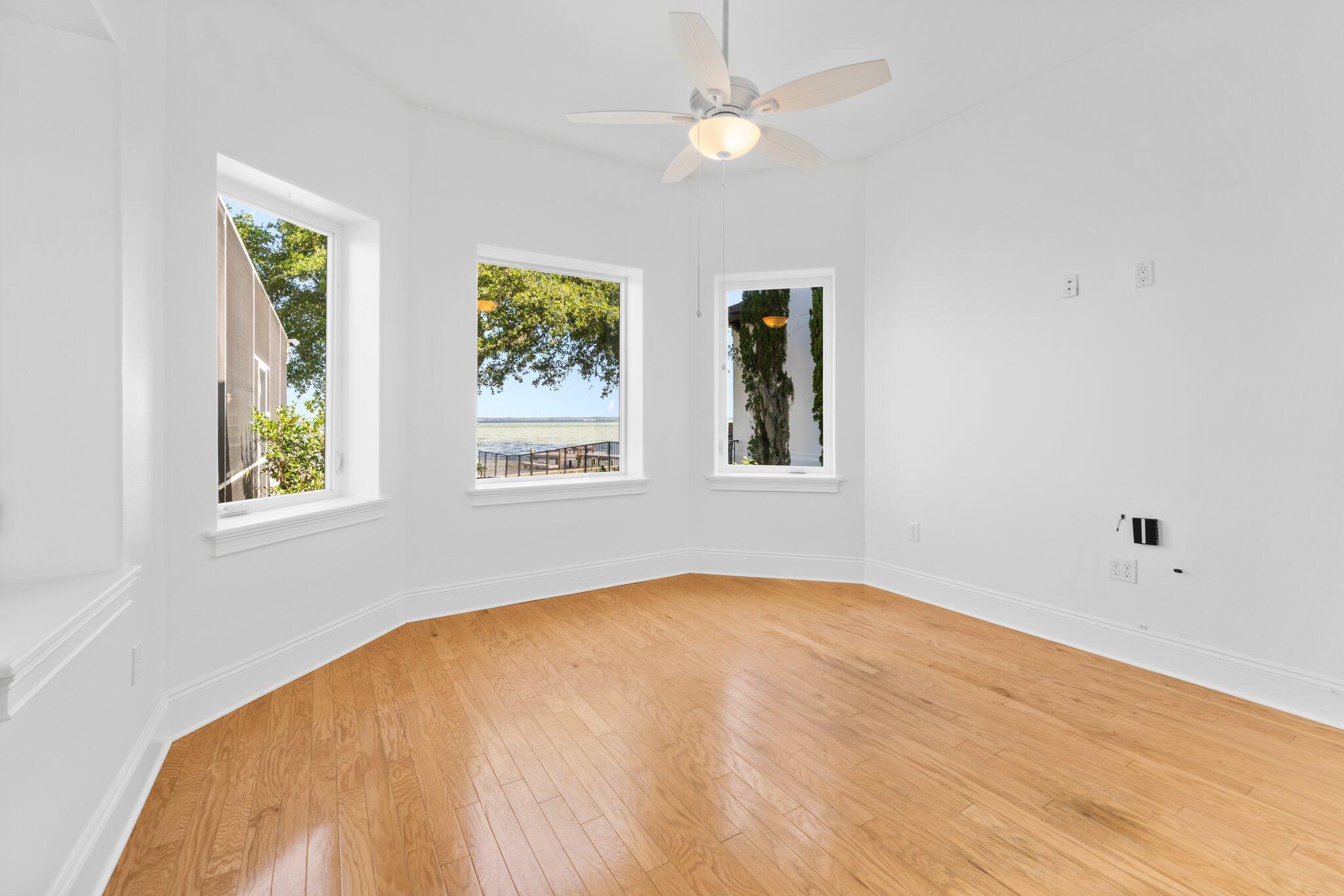 CALHOUN S/D TO DESTIN - Residential
