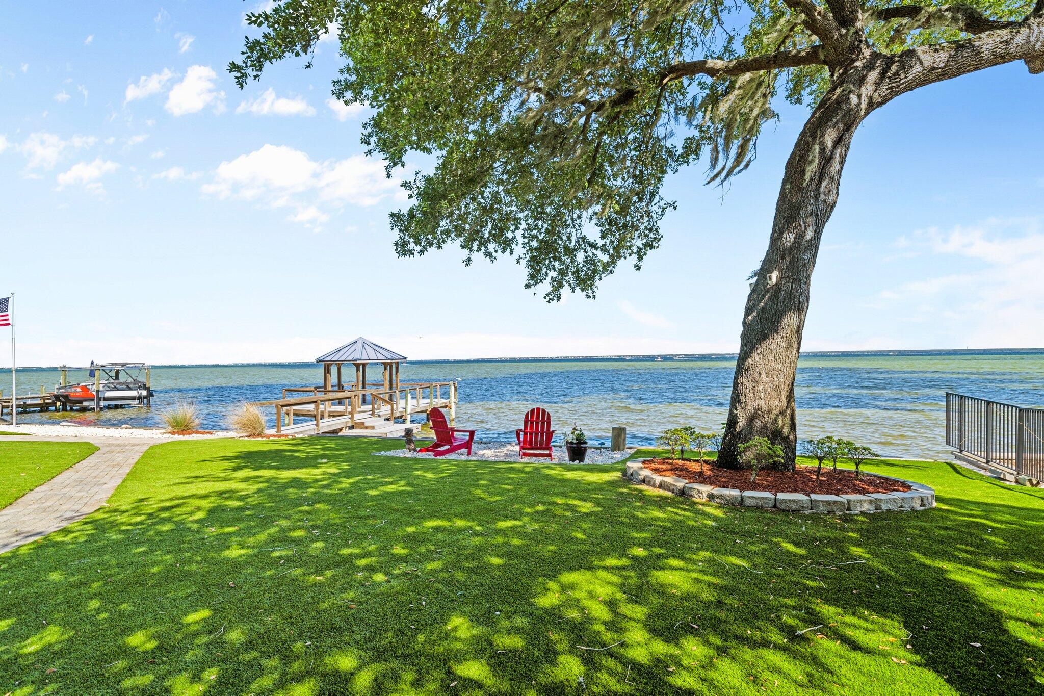 CALHOUN S/D TO DESTIN - Residential