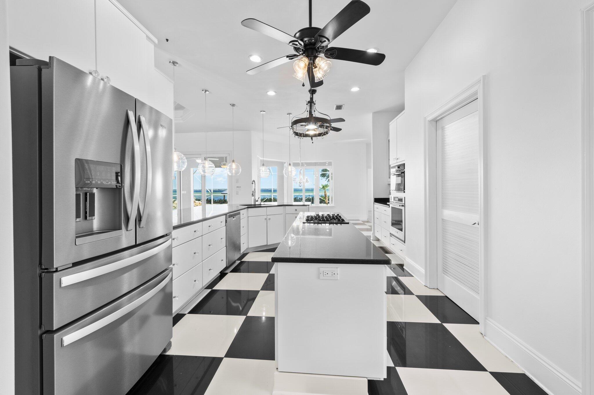 CALHOUN S/D TO DESTIN - Residential