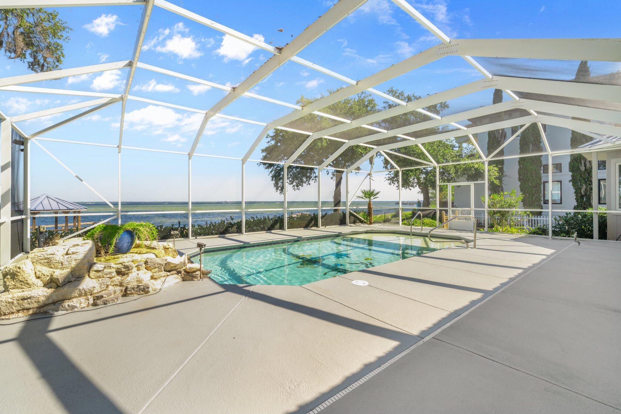 CALHOUN S/D TO DESTIN - Residential