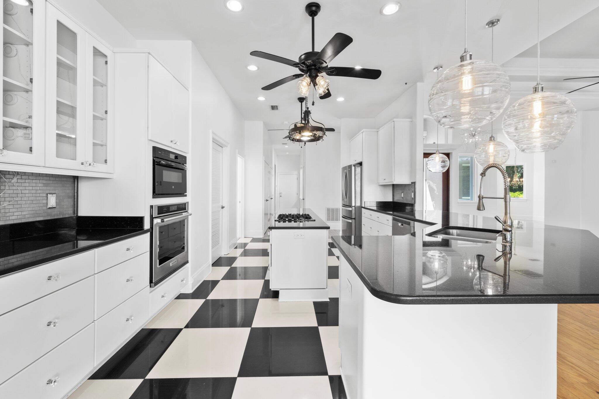 CALHOUN S/D TO DESTIN - Residential