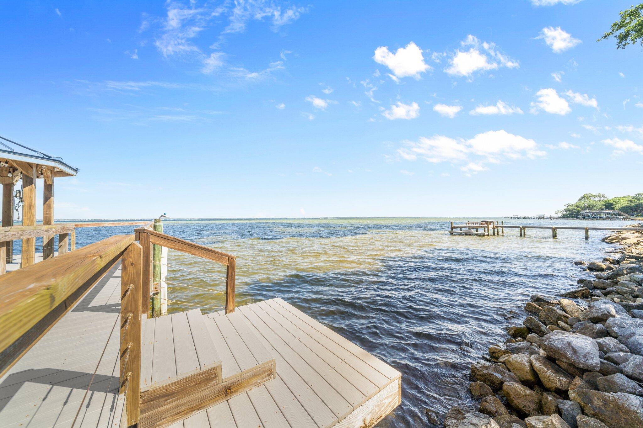 CALHOUN S/D TO DESTIN - Residential