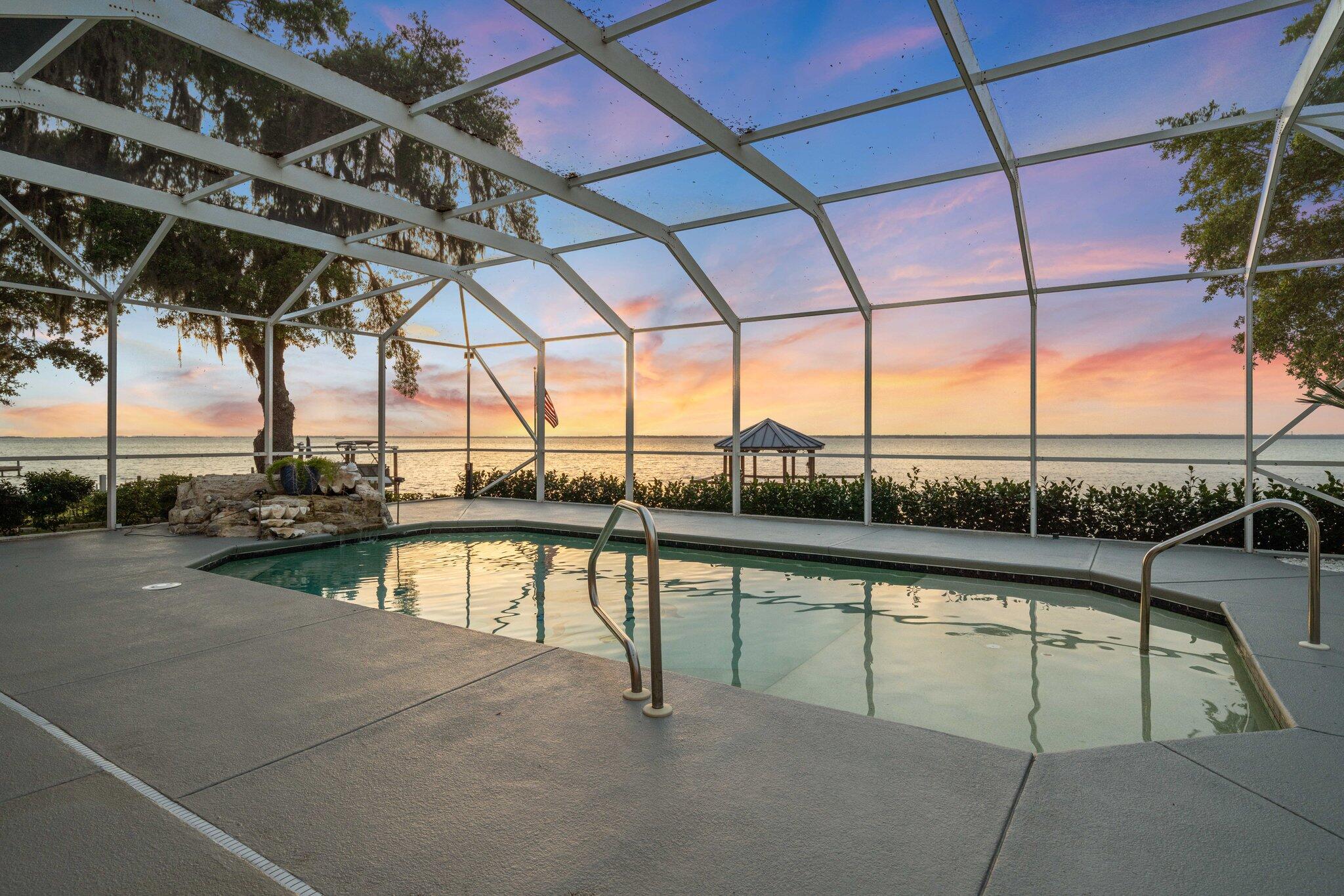 CALHOUN S/D TO DESTIN - Residential