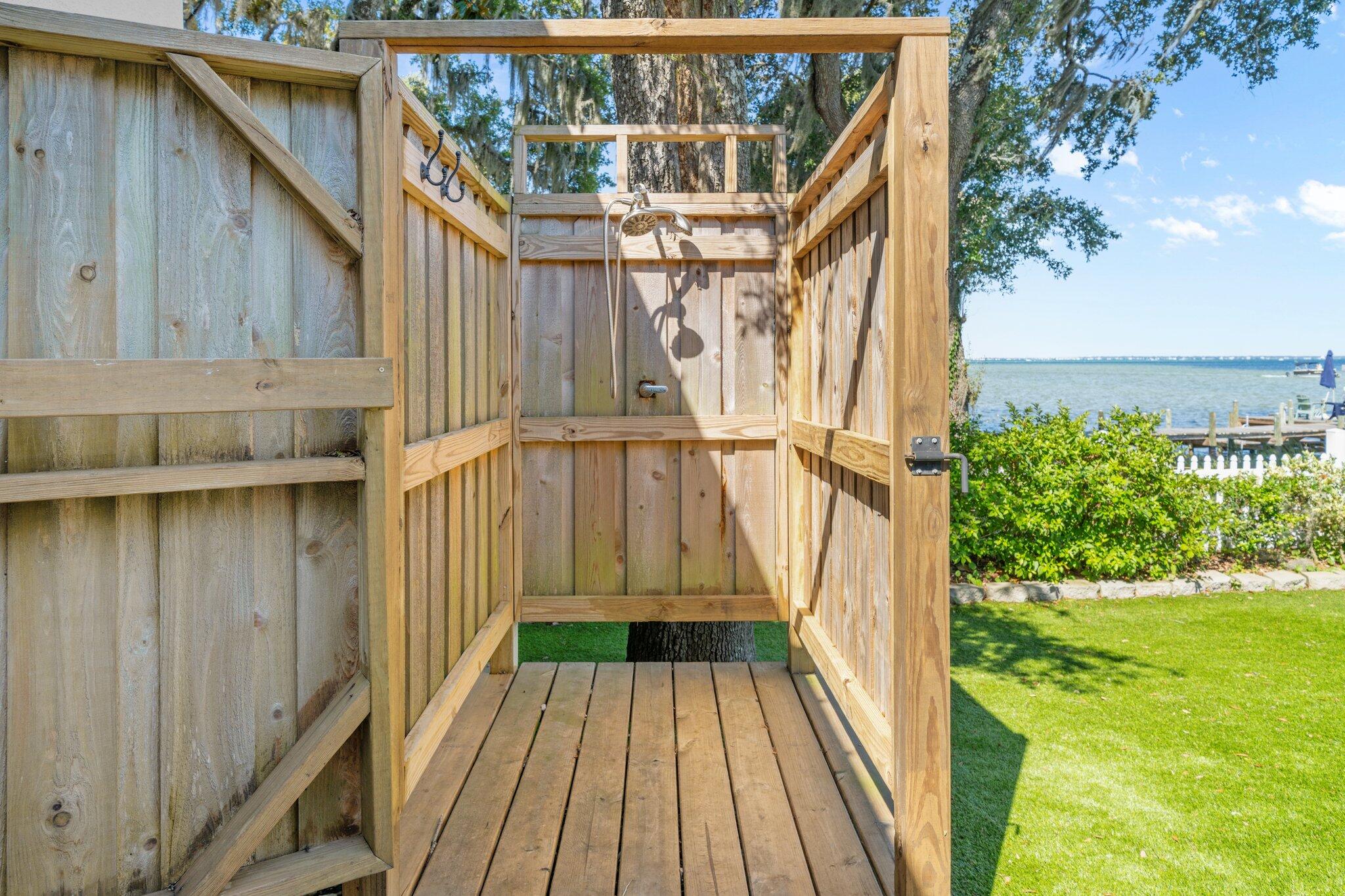 CALHOUN S/D TO DESTIN - Residential