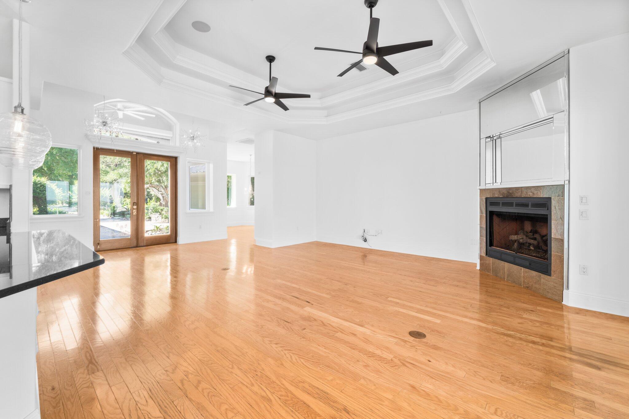 CALHOUN S/D TO DESTIN - Residential